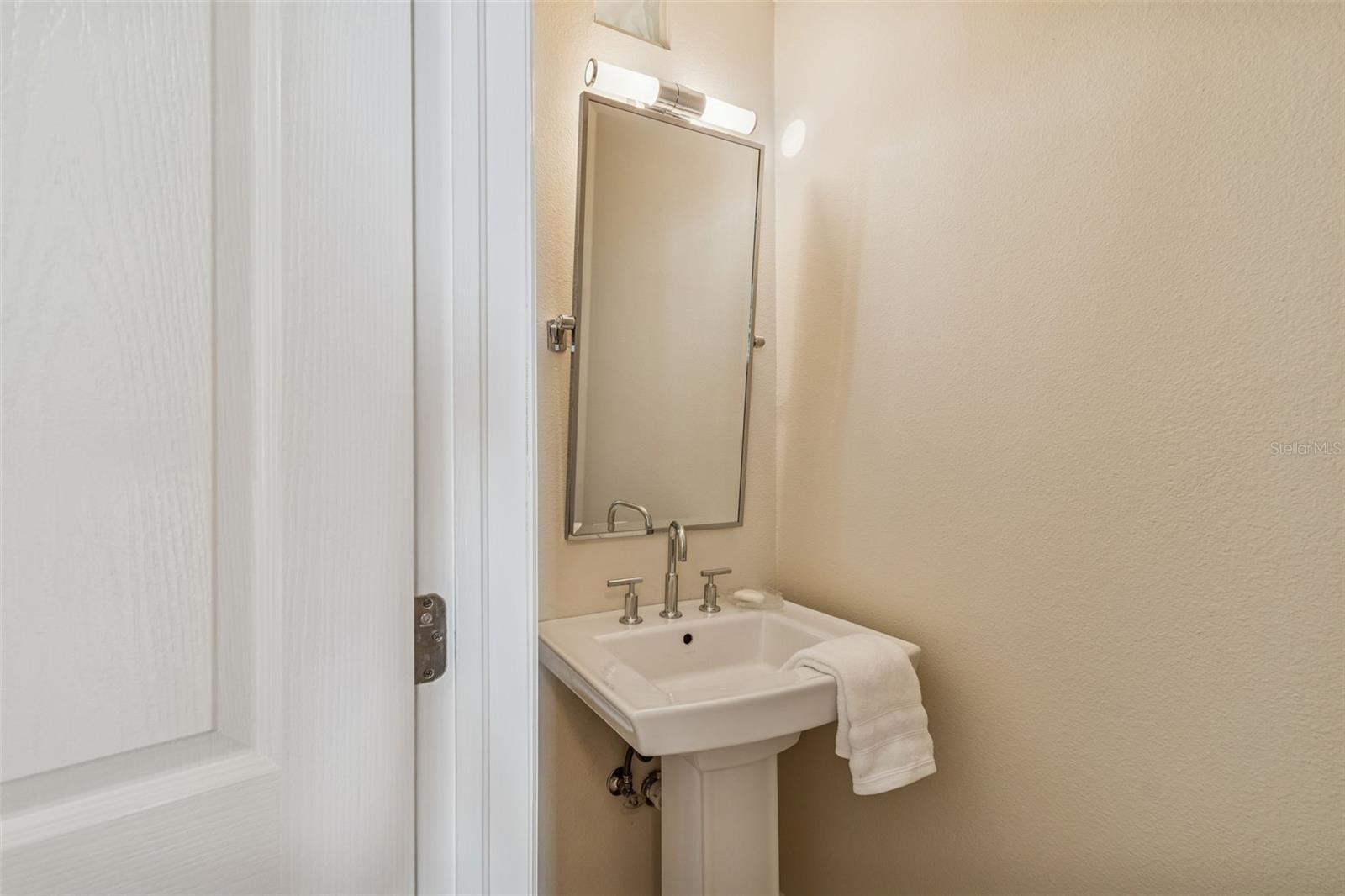 Image 20 of 43 For 1013 Horatio Street A