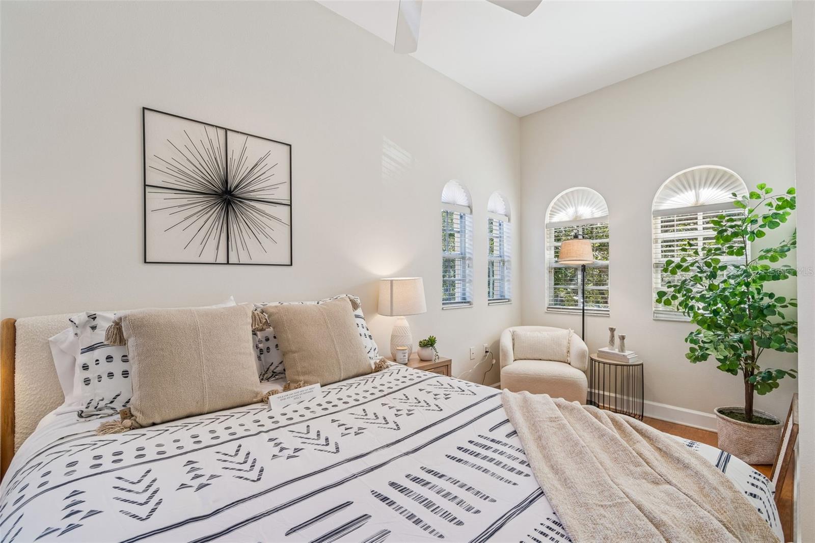 Image 26 of 43 For 1013 Horatio Street A