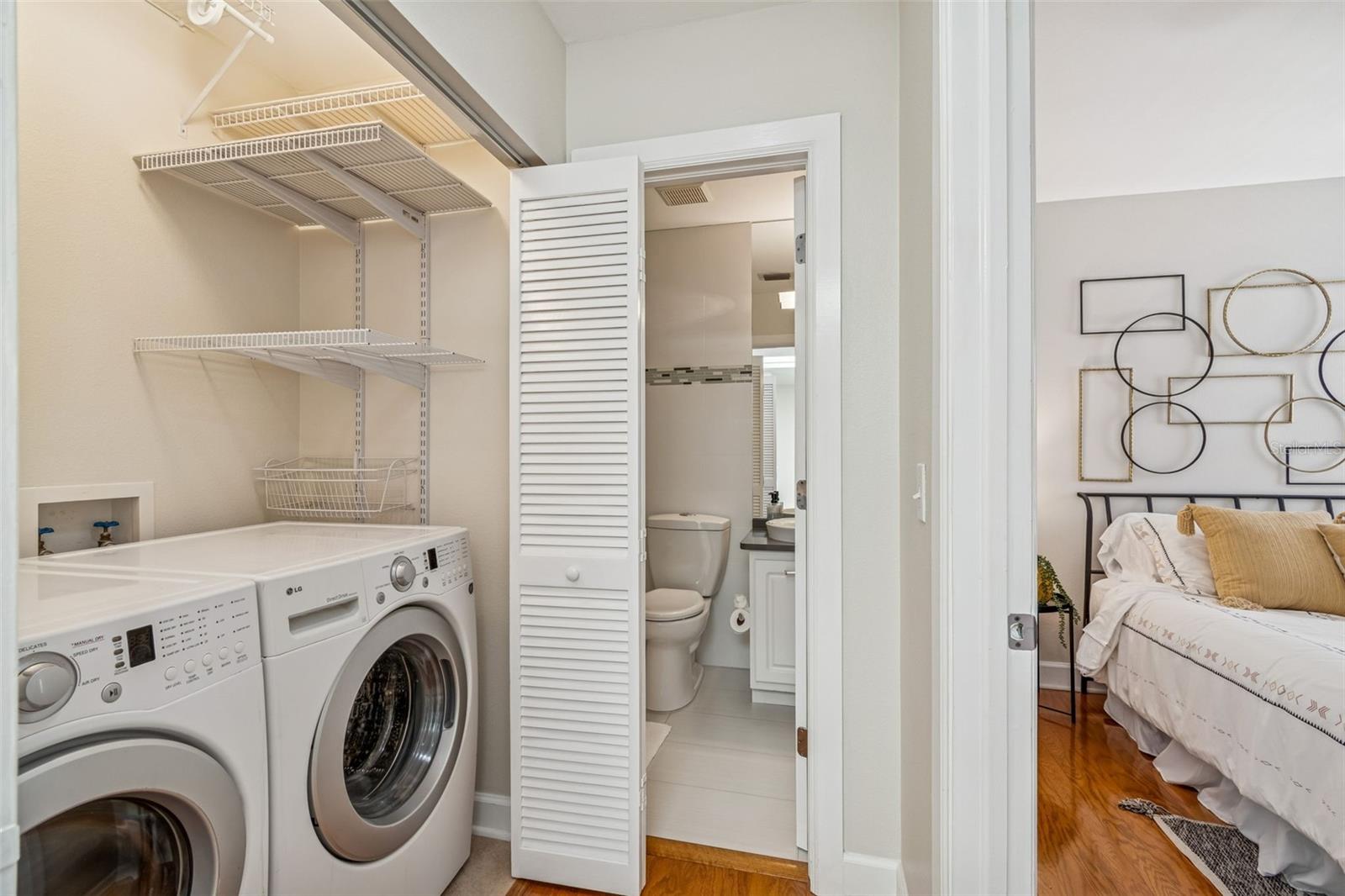 Image 39 of 43 For 1013 Horatio Street A