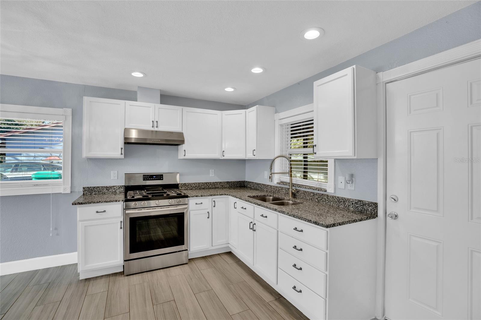 Image 13 of 28 For 3559 4th Street