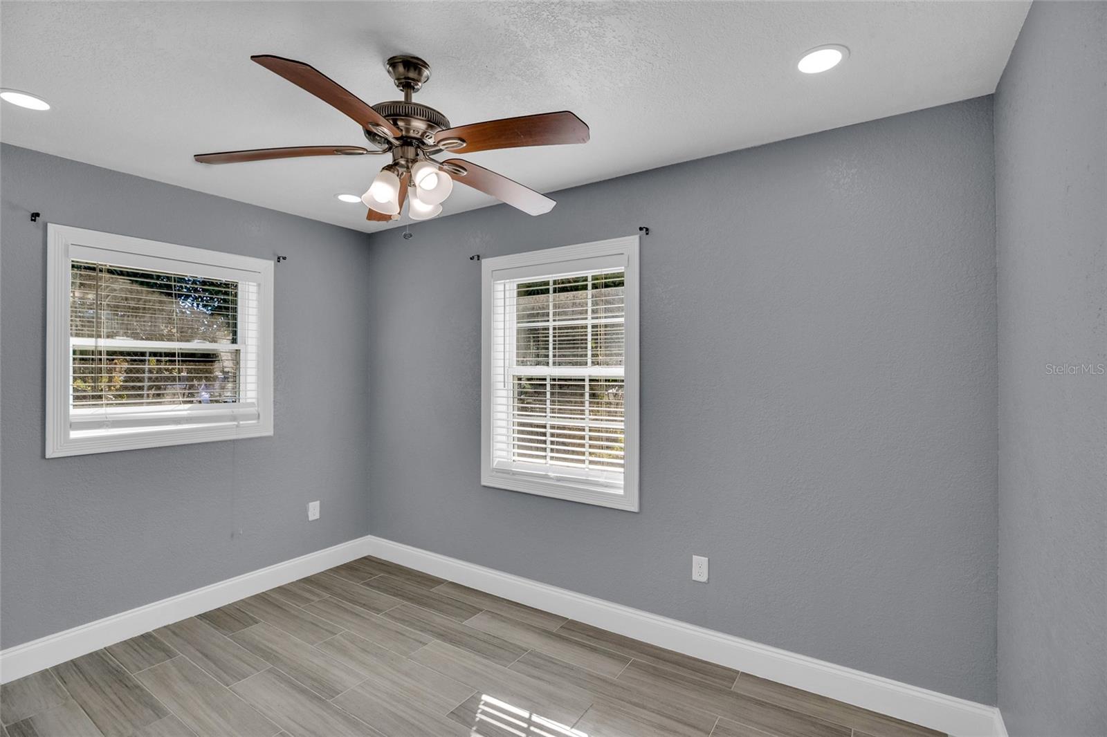 Image 19 of 28 For 3559 4th Street