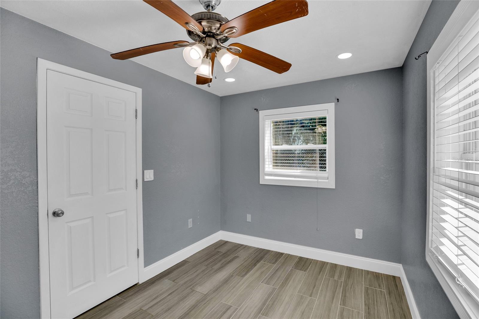 Image 20 of 28 For 3559 4th Street