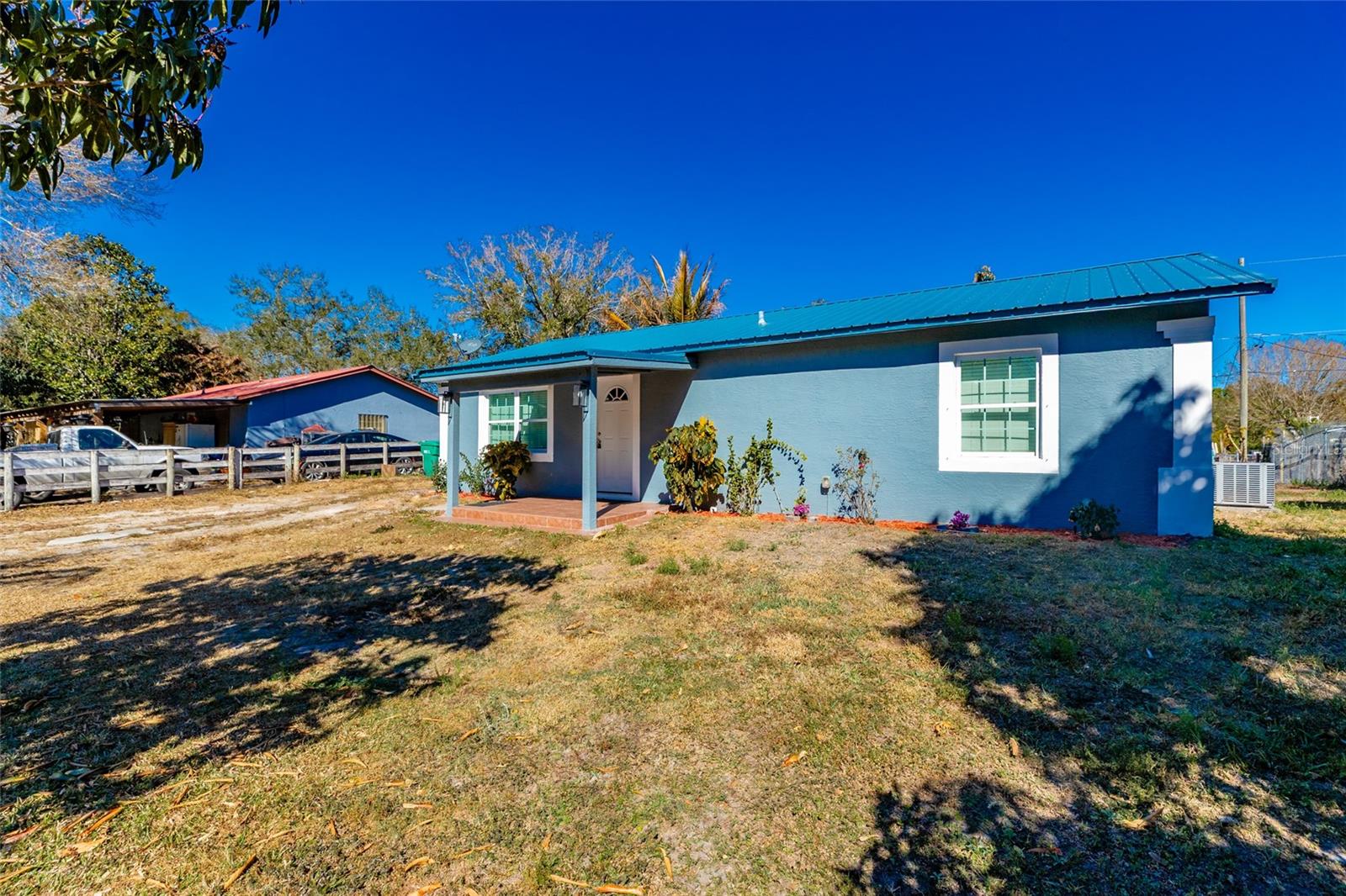 Image 3 of 28 For 3559 4th Street