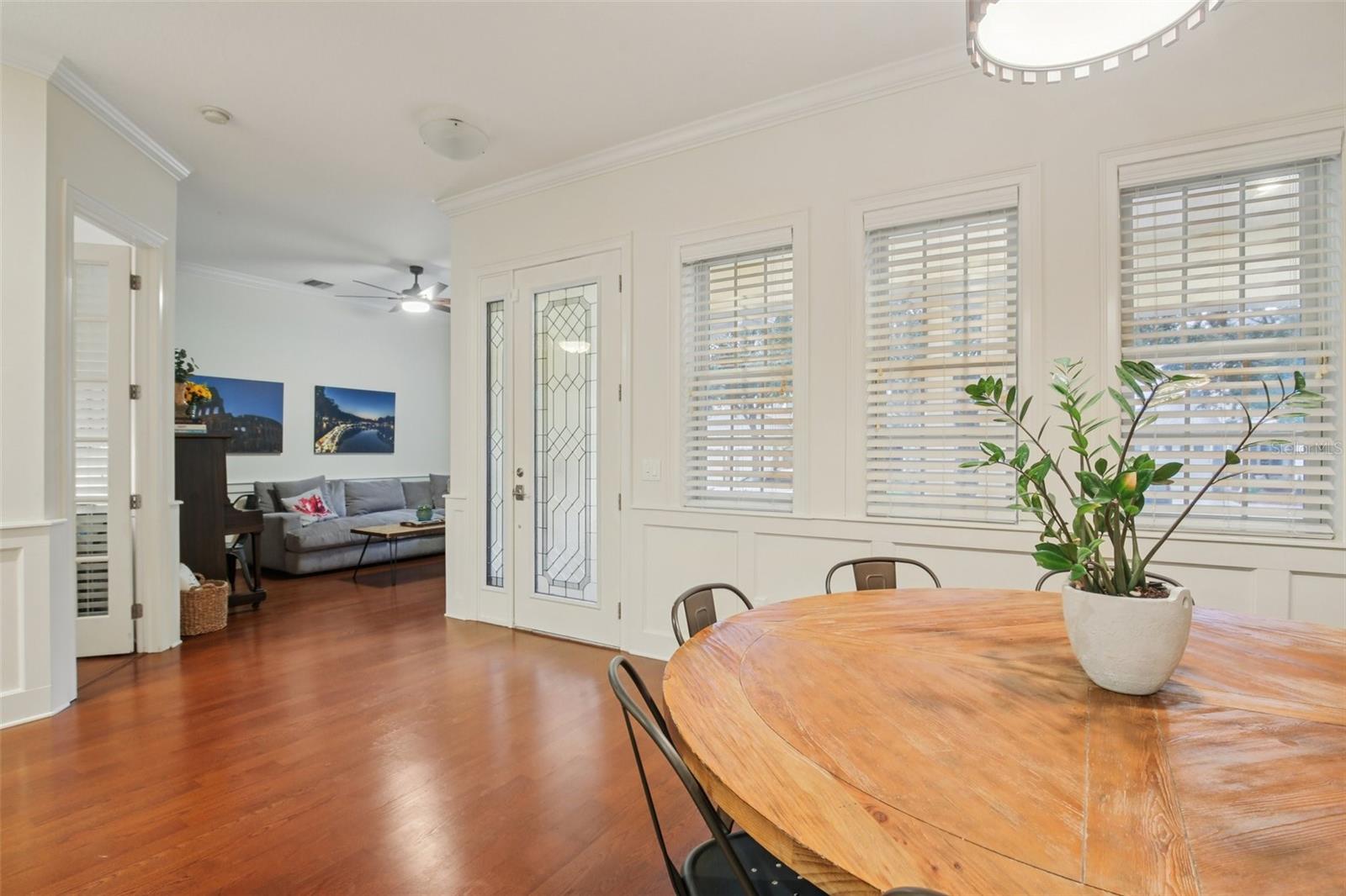 Image 12 of 77 For 15929 Ternglade Drive