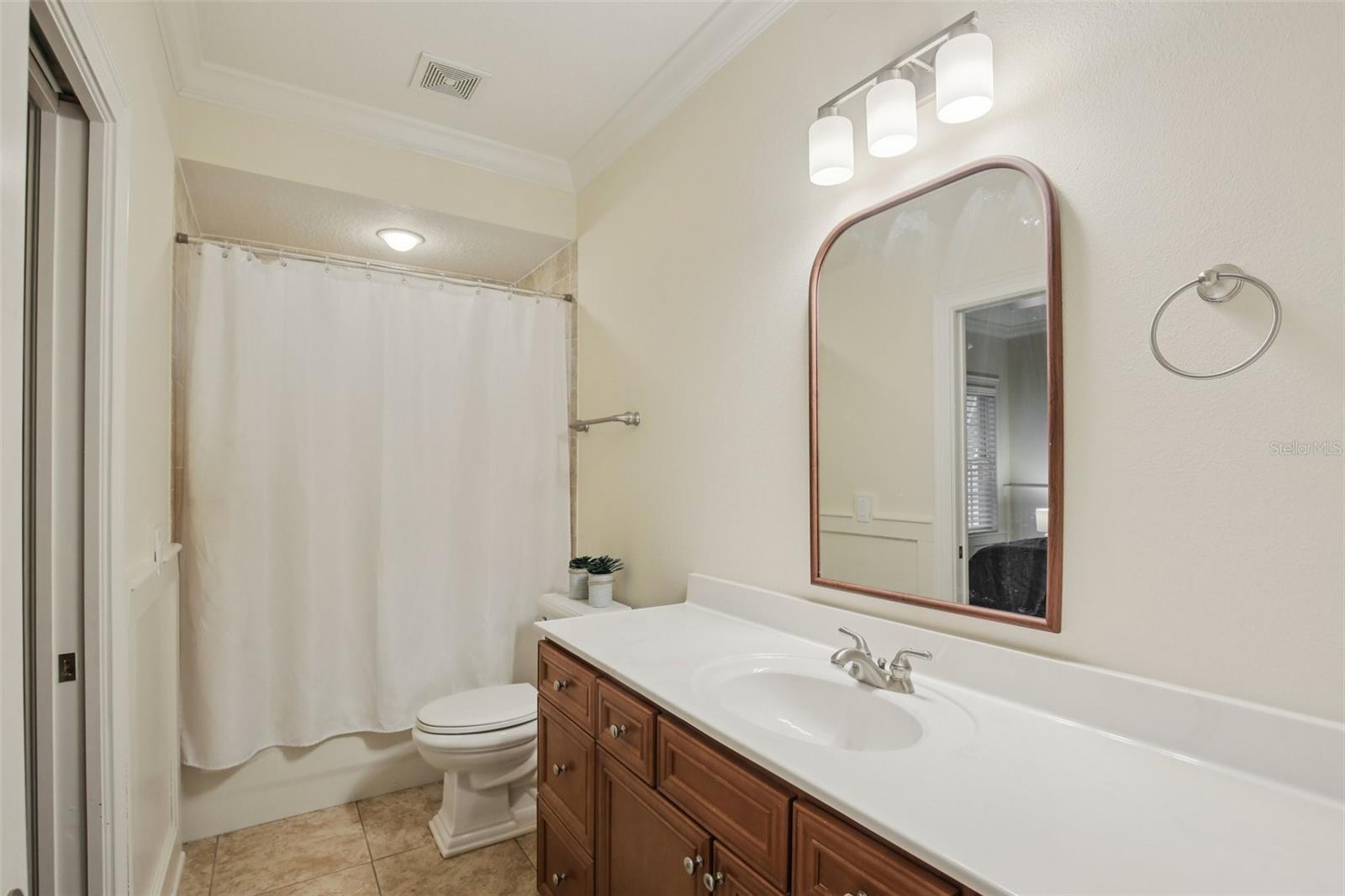 Image 56 of 77 For 15929 Ternglade Drive