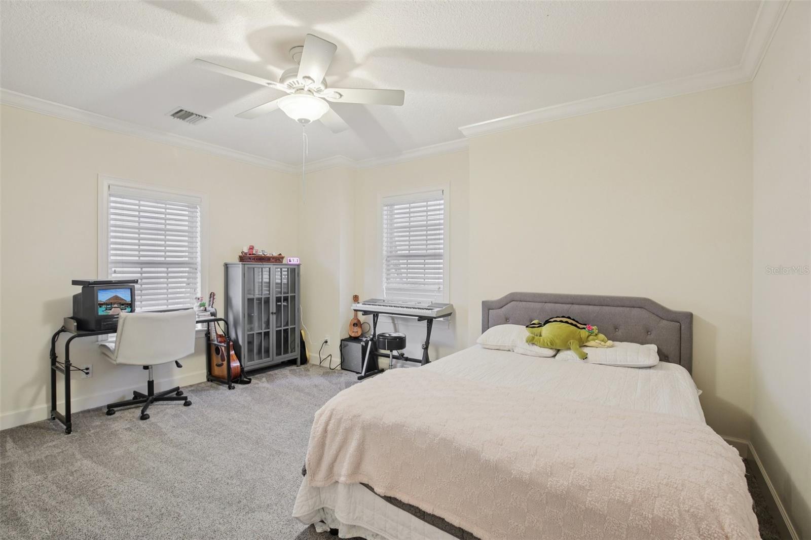 Image 59 of 77 For 15929 Ternglade Drive