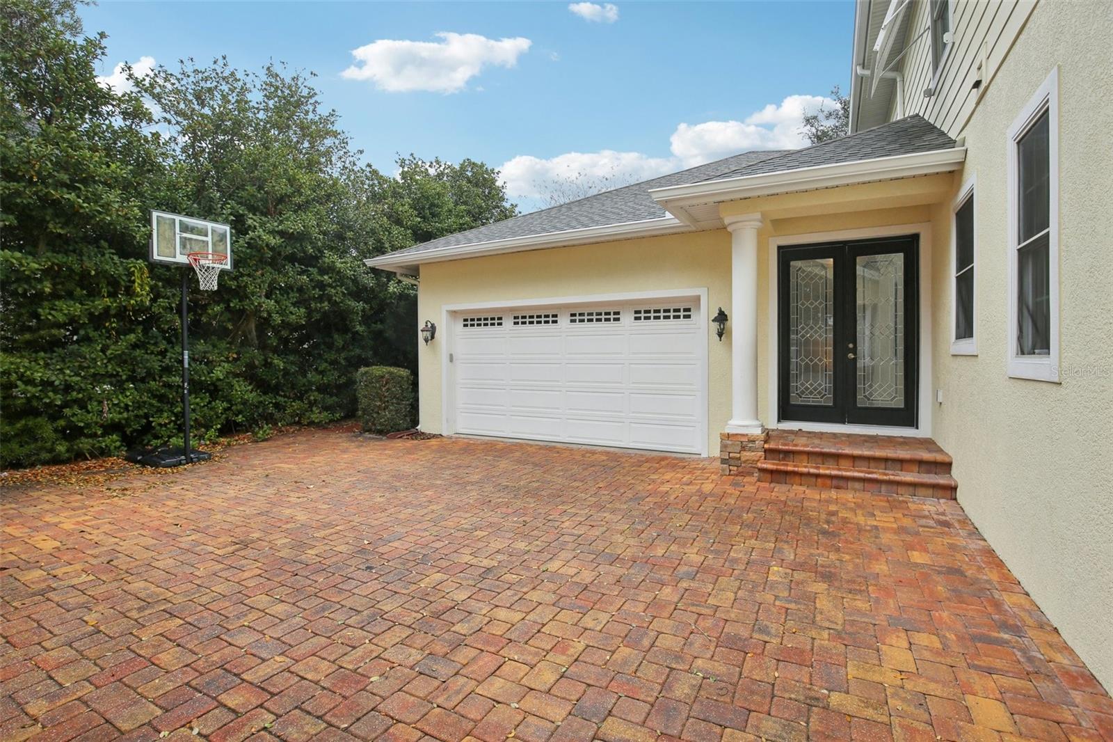 Image 6 of 77 For 15929 Ternglade Drive