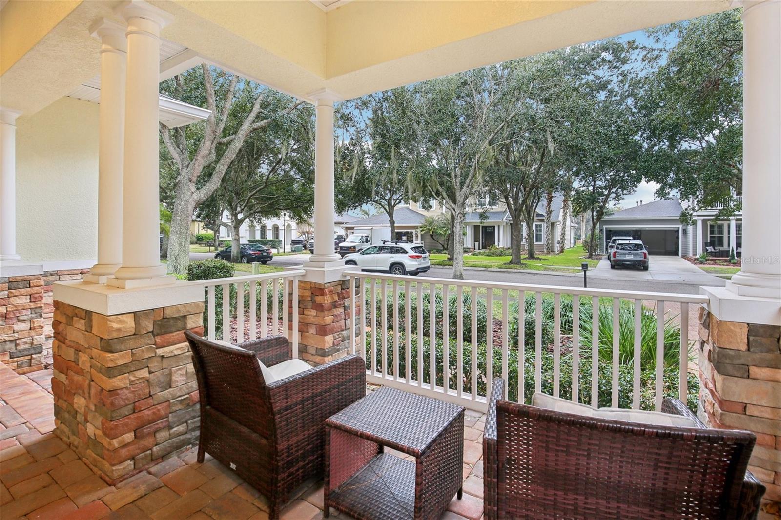 Image 8 of 77 For 15929 Ternglade Drive