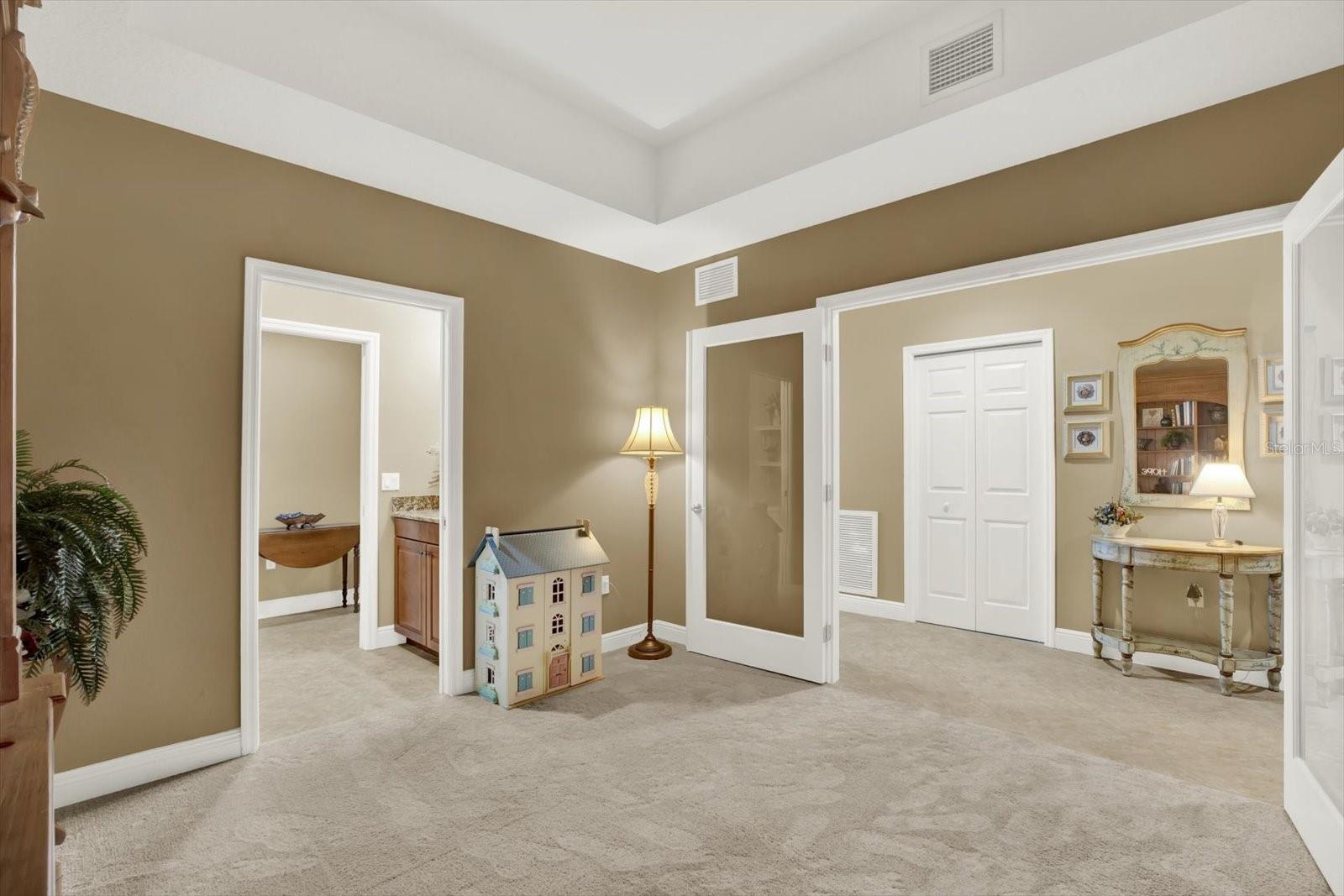 Image 20 of 44 For 17745 Gulf Boulevard 604