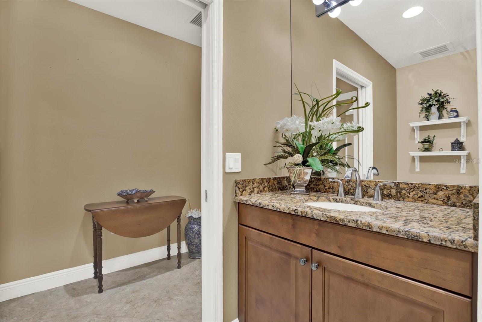 Image 21 of 44 For 17745 Gulf Boulevard 604