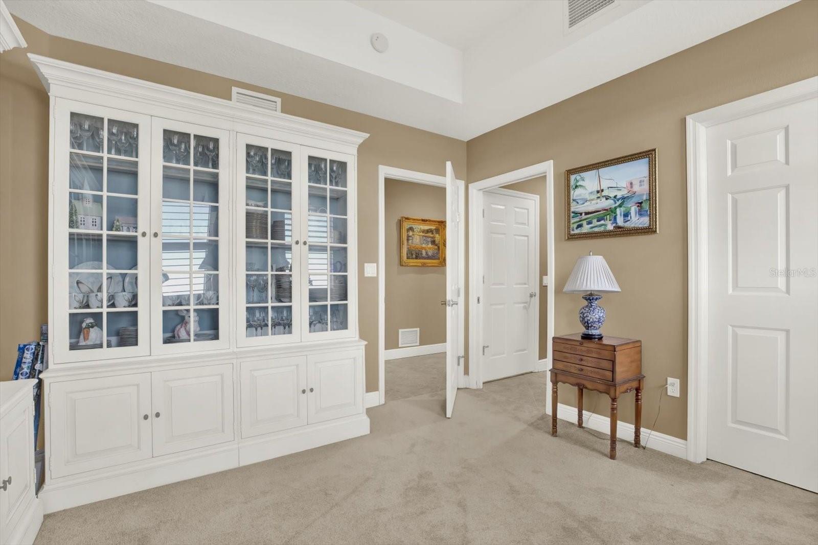 Image 23 of 44 For 17745 Gulf Boulevard 604