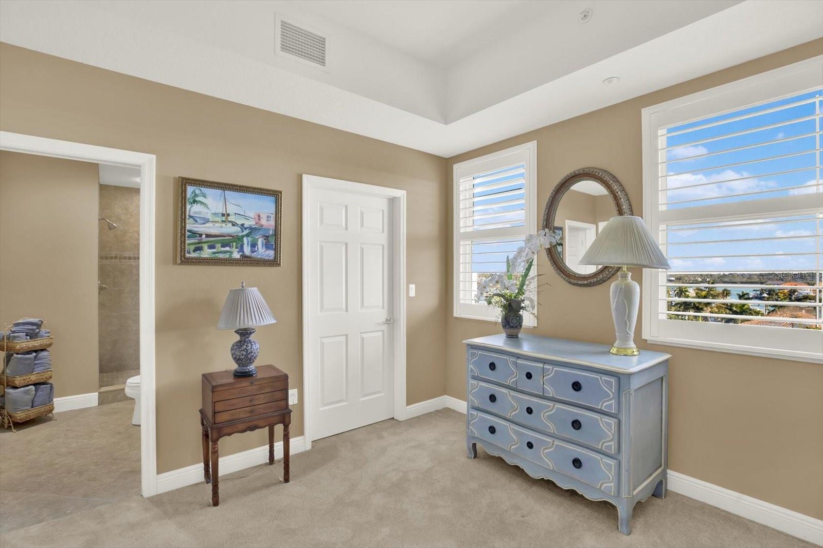 Image 24 of 44 For 17745 Gulf Boulevard 604