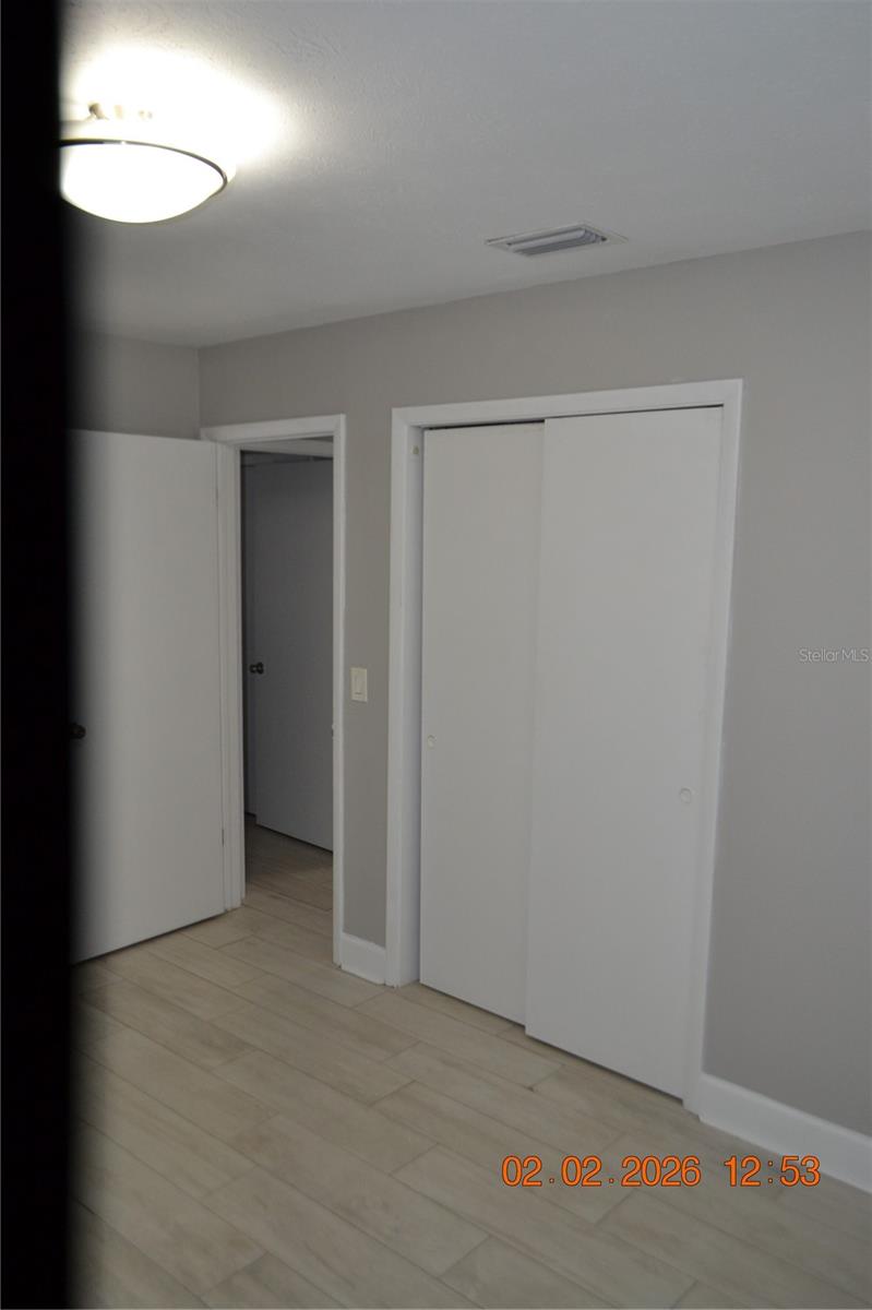 Image 15 of 19 For 6204 Knights Griffin Road