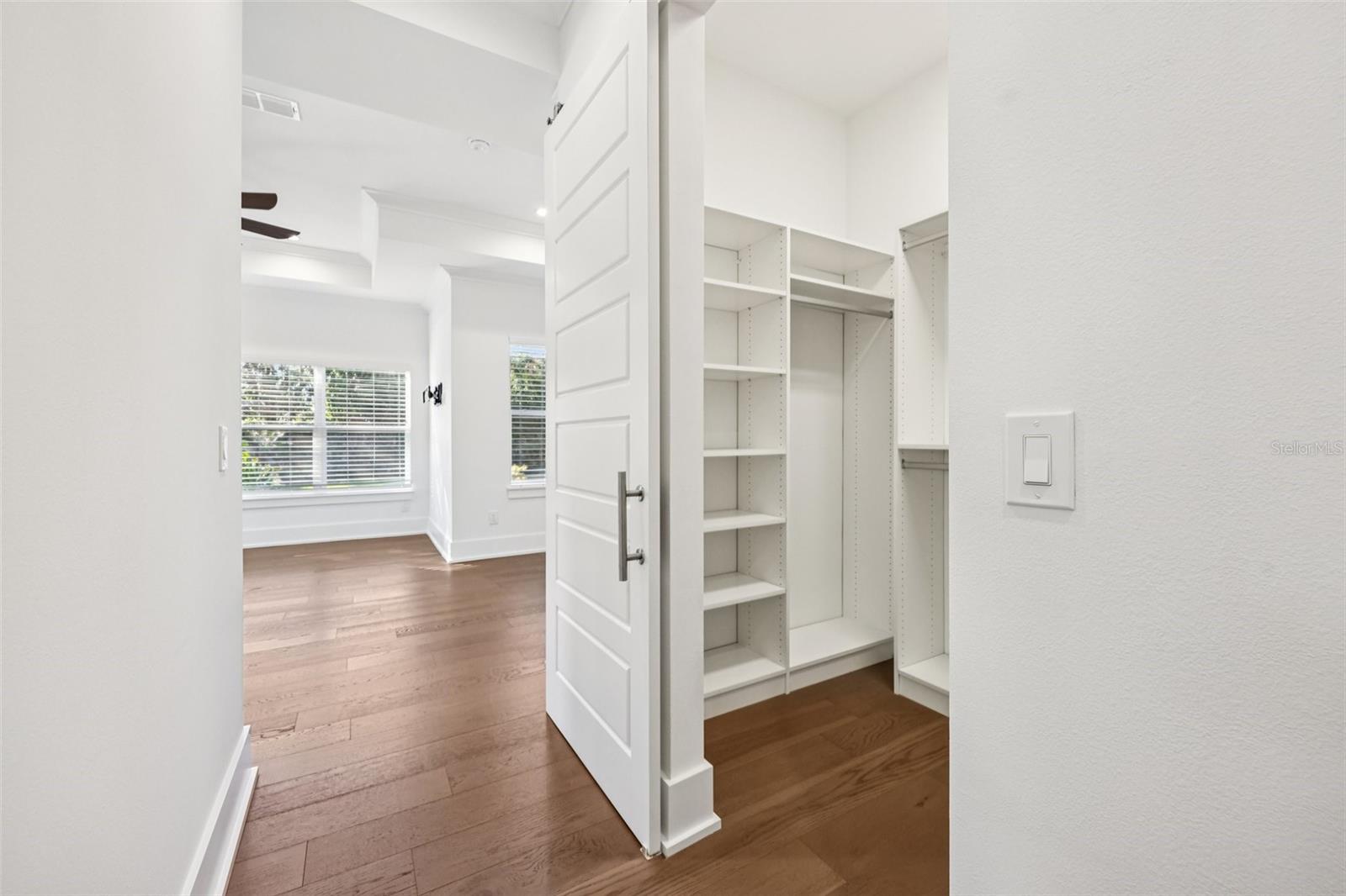 Image 25 of 45 For 2924 Huntington Street