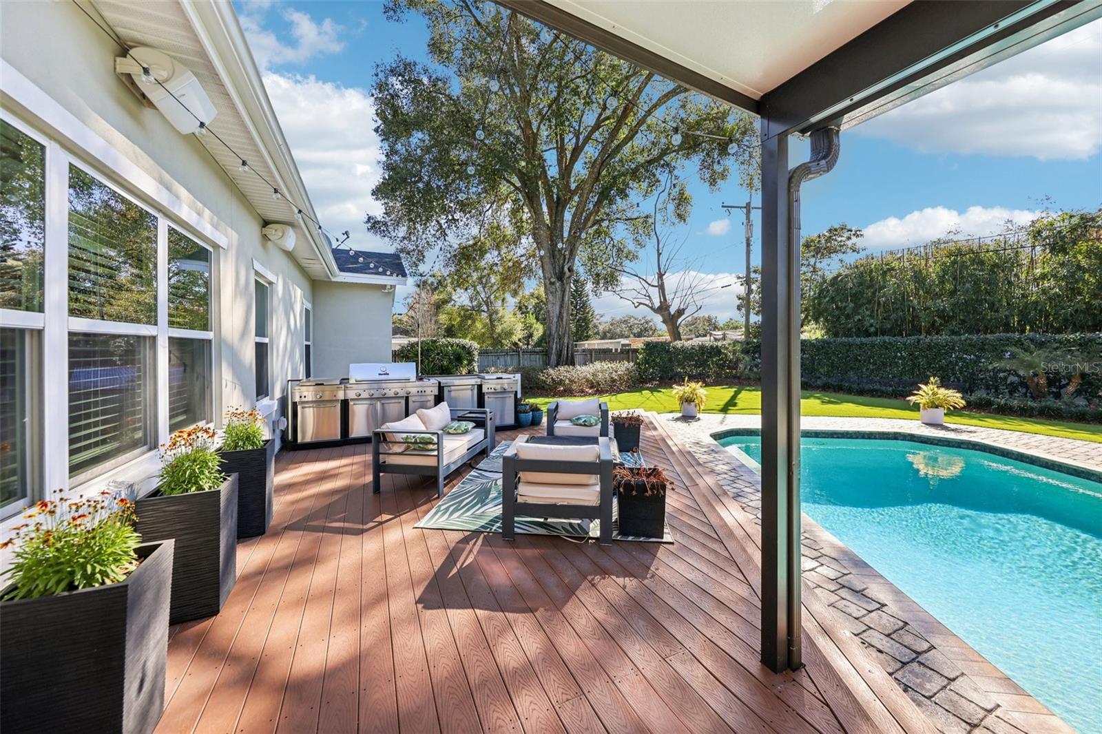 Image 37 of 45 For 2924 Huntington Street