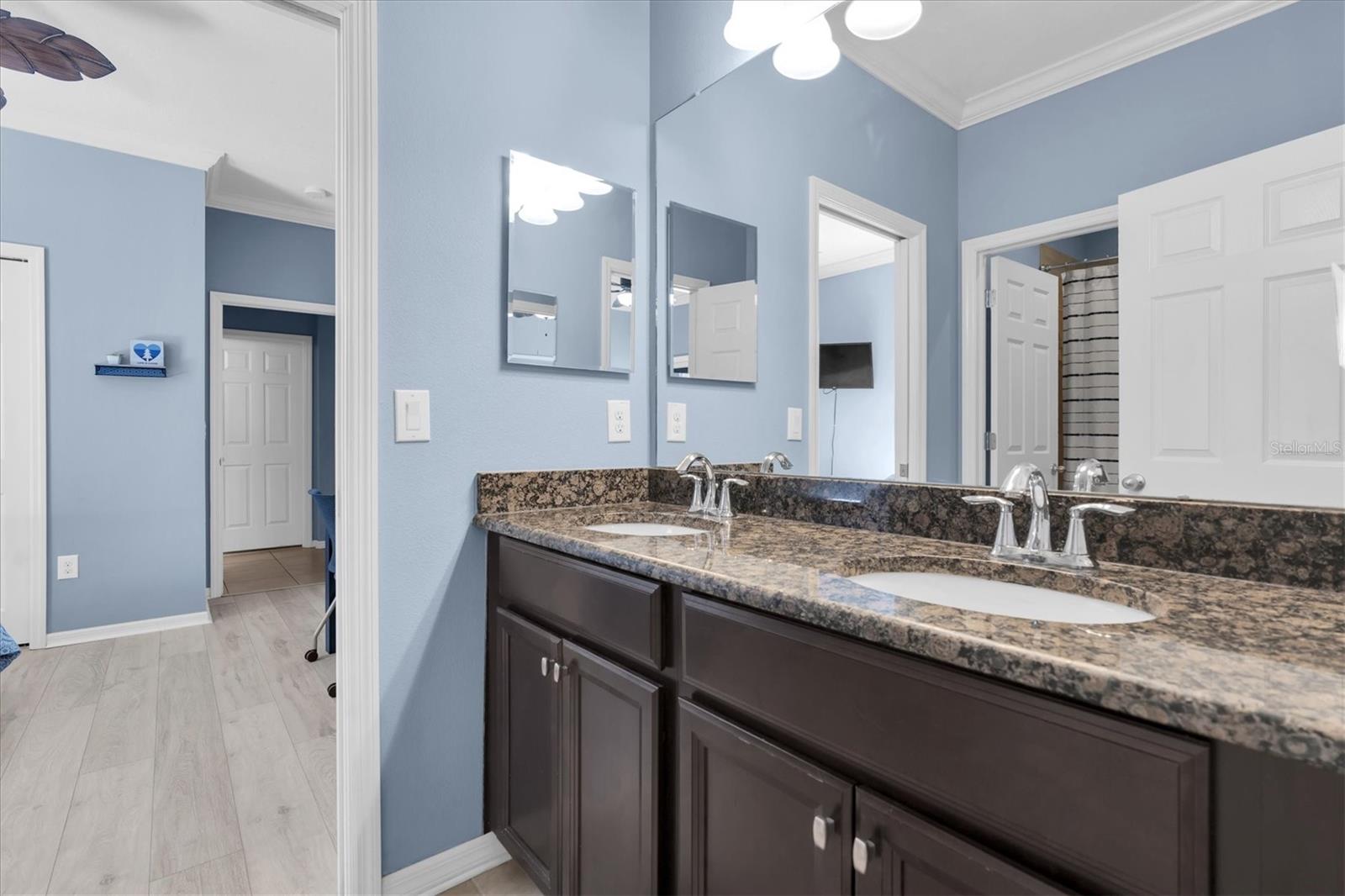 Image 31 of 46 For 10223 Caraway Spice Avenue