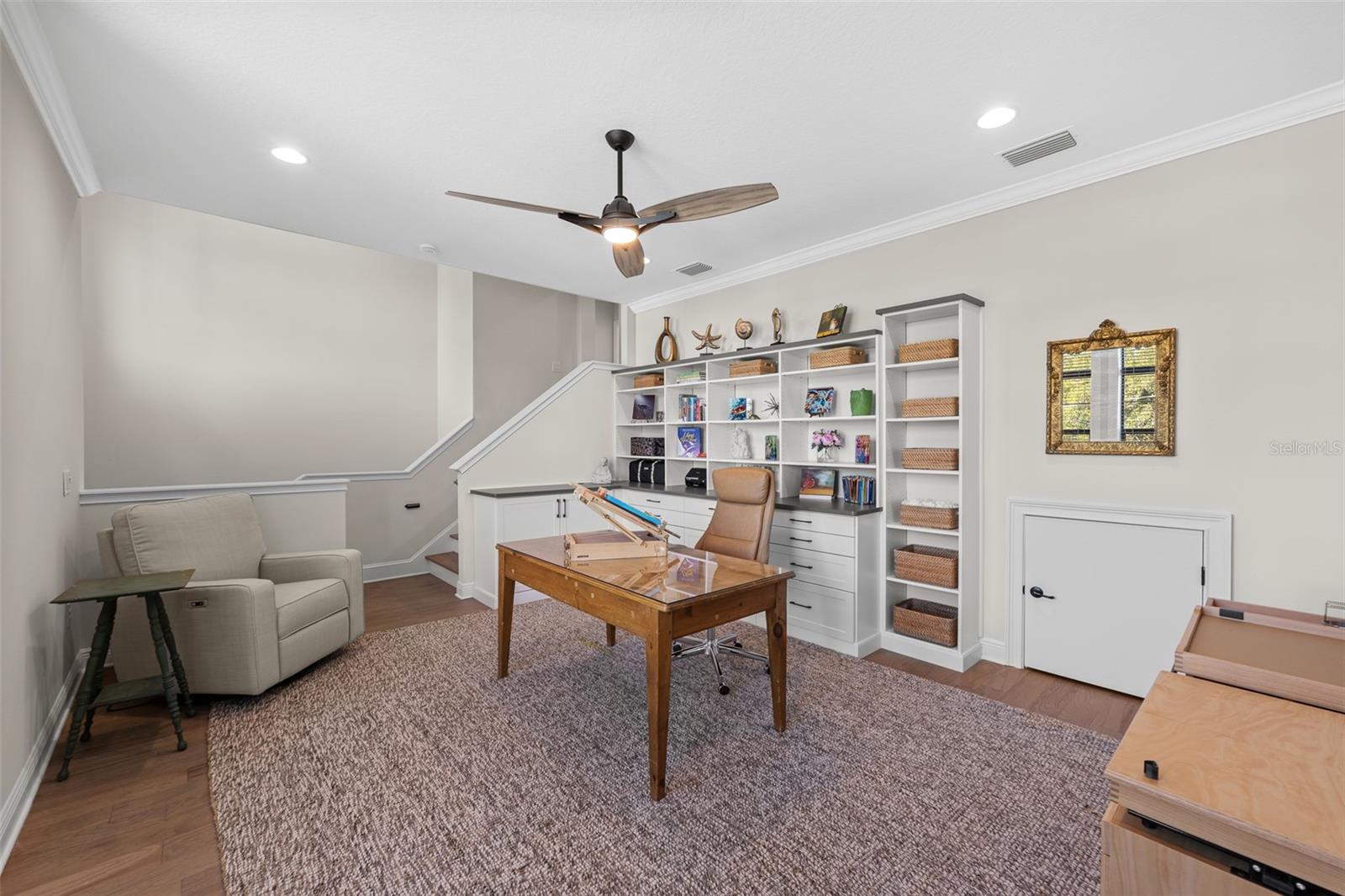 Image 21 of 55 For 478 Bosphorous Avenue