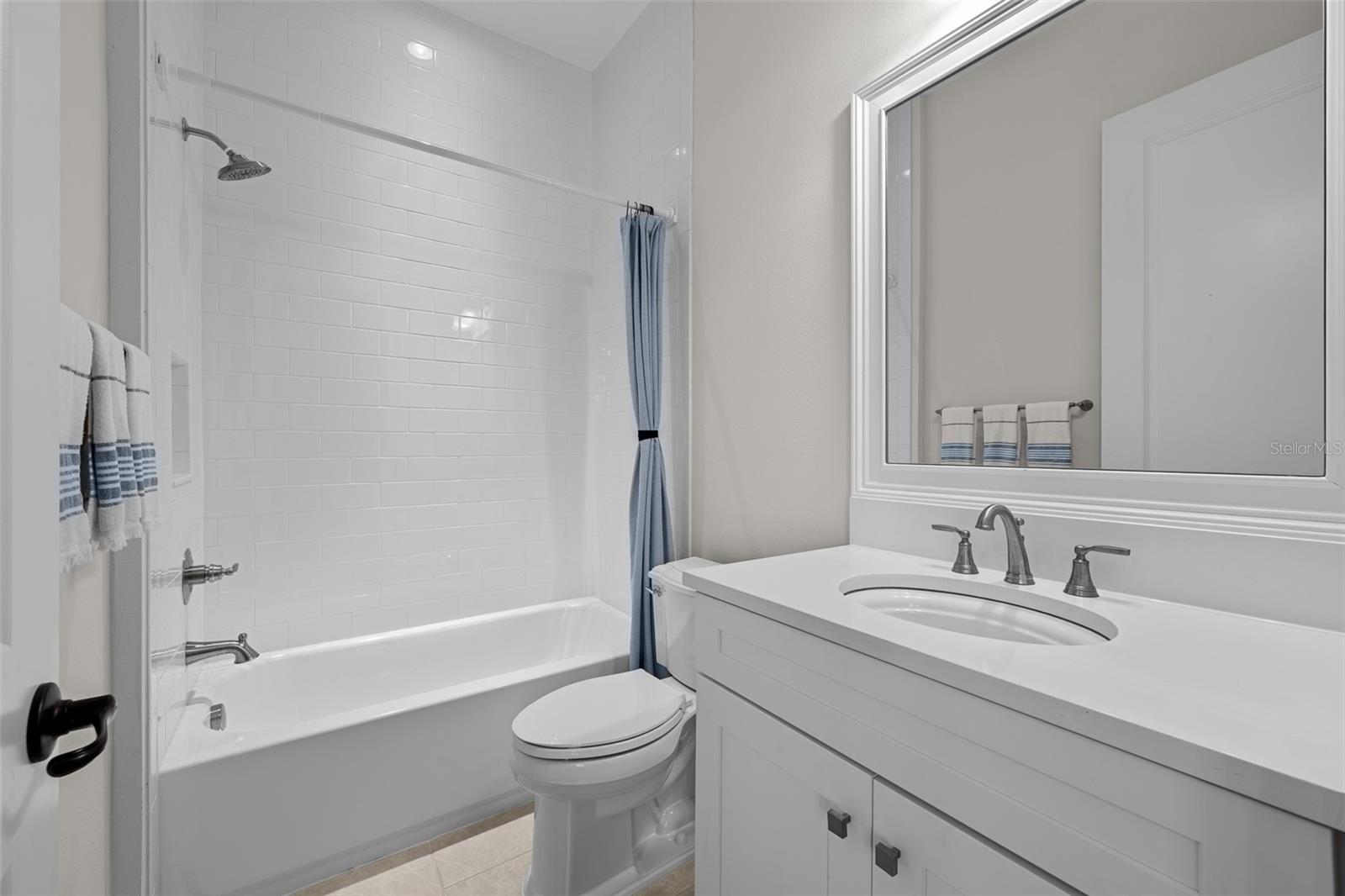 Image 22 of 55 For 478 Bosphorous Avenue