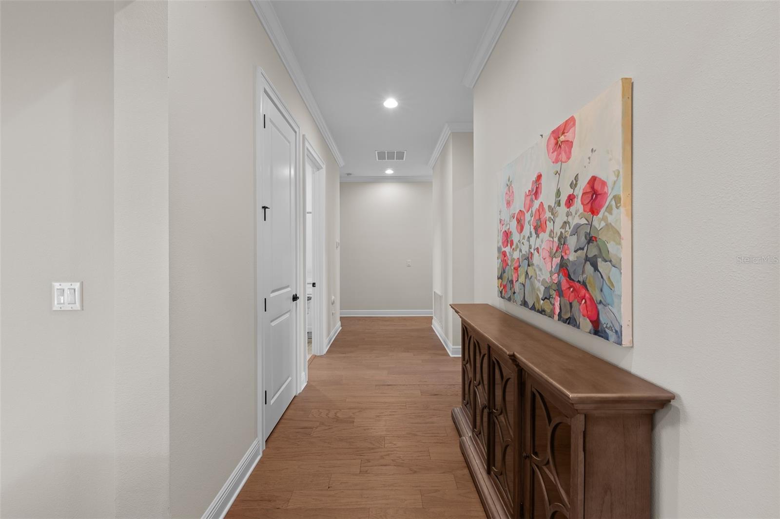 Image 28 of 55 For 478 Bosphorous Avenue