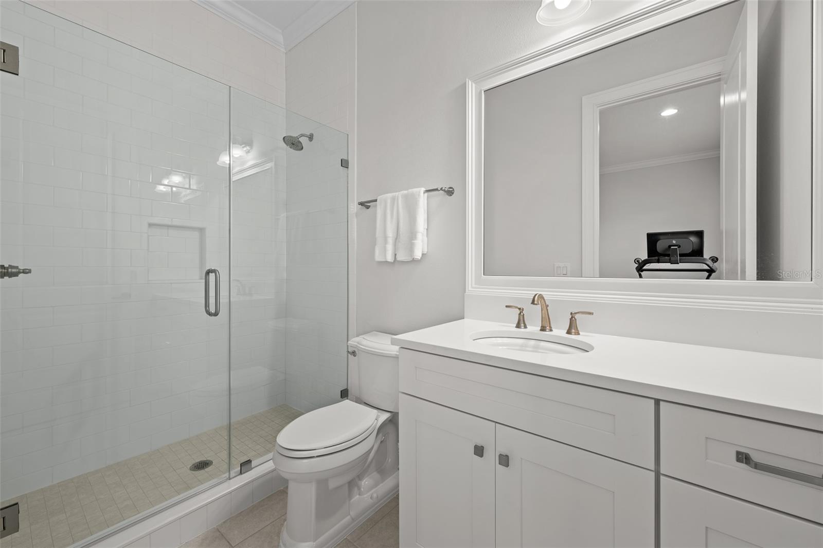 Image 30 of 55 For 478 Bosphorous Avenue