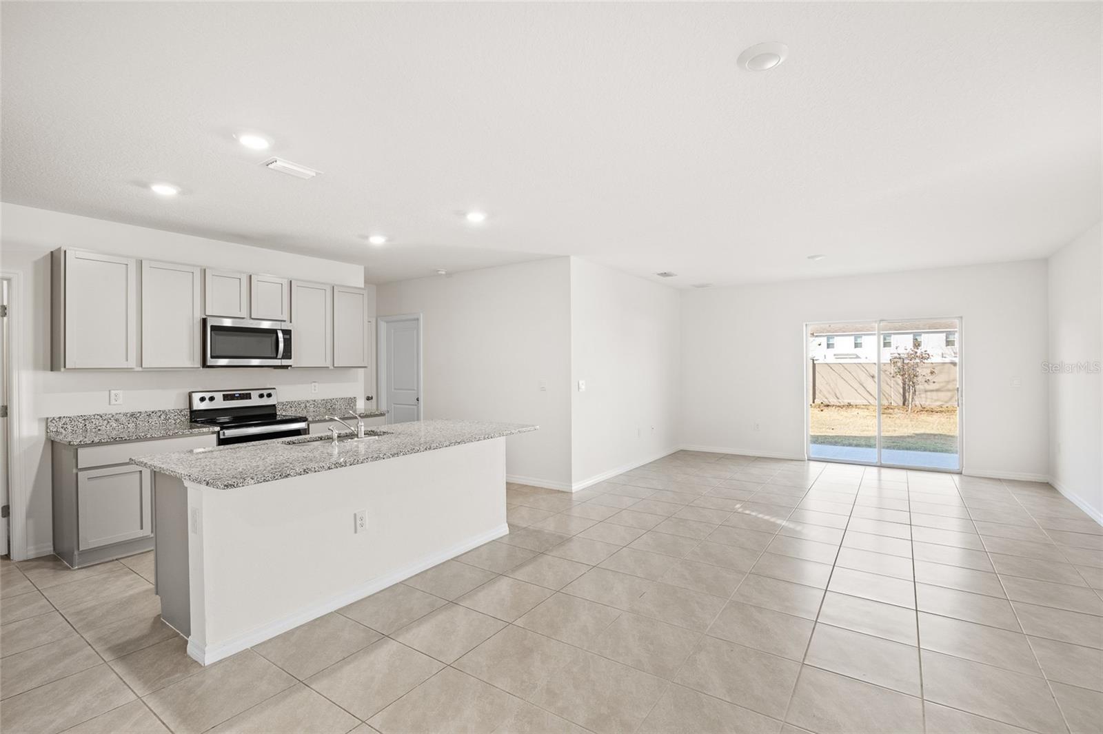 Image 13 of 52 For 9176 Forge Breeze Loop