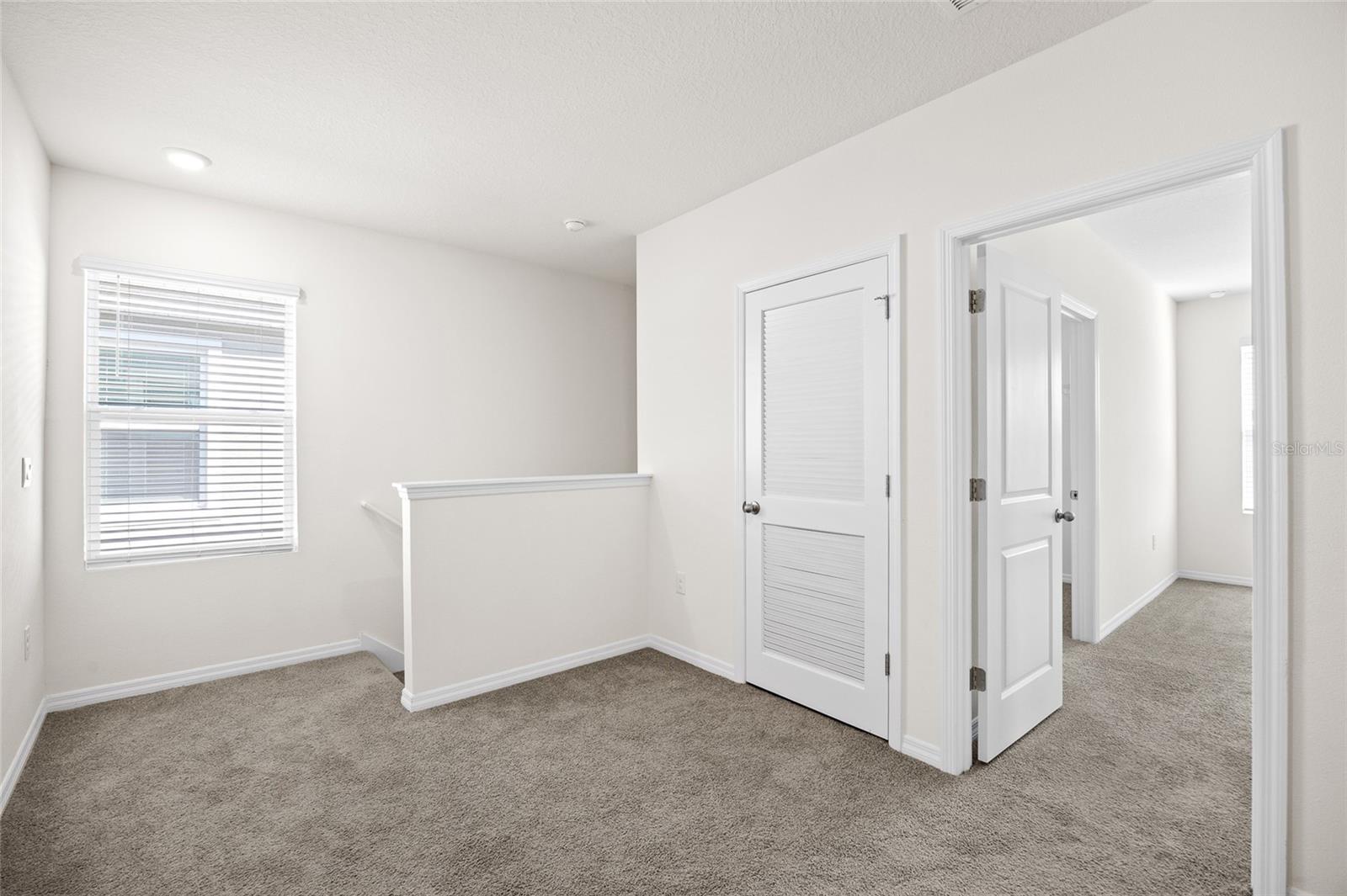 Image 18 of 52 For 9176 Forge Breeze Loop