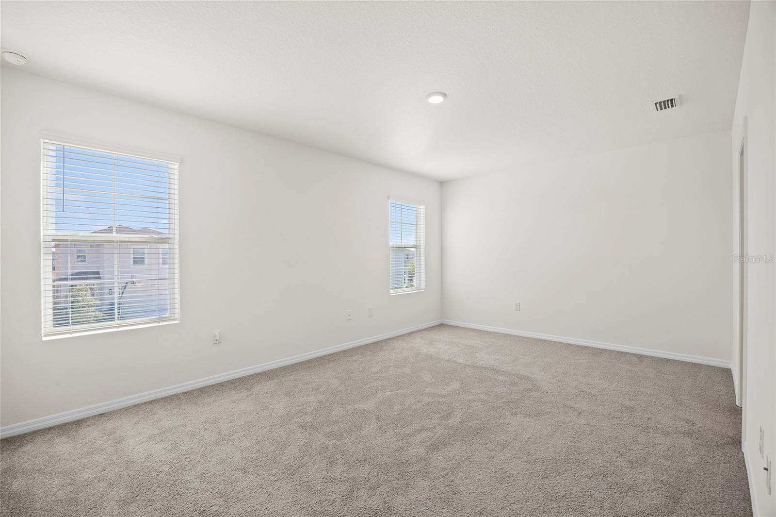 Image 20 of 52 For 9176 Forge Breeze Loop