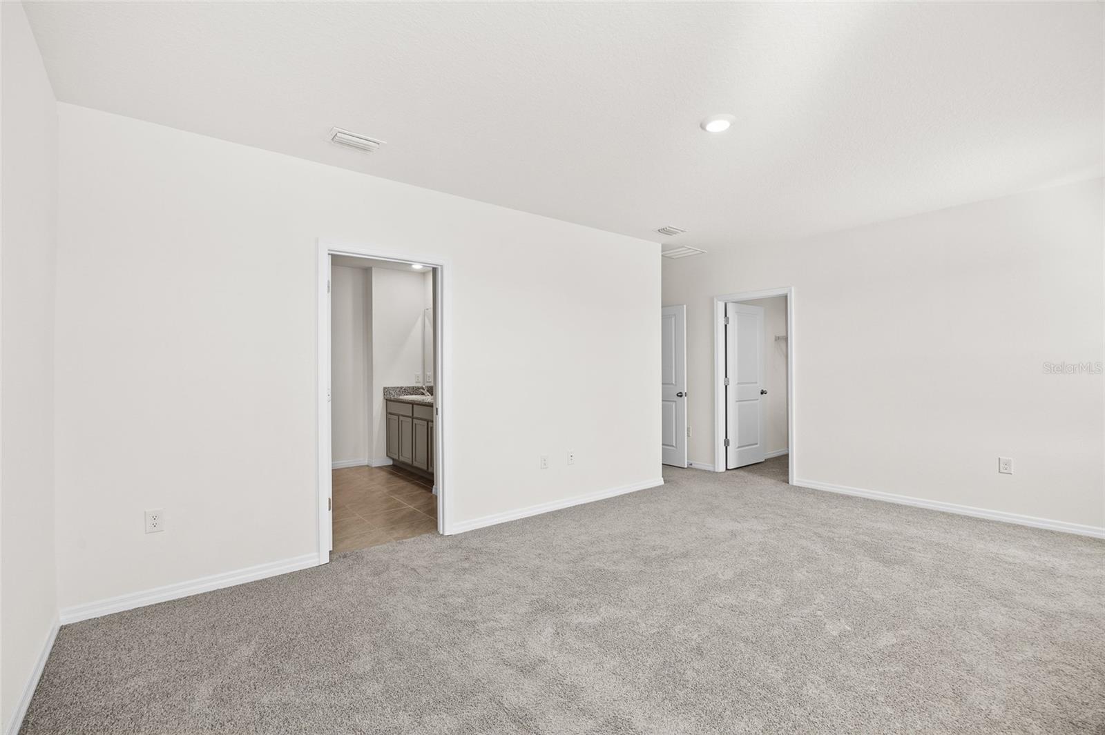 Image 21 of 52 For 9176 Forge Breeze Loop