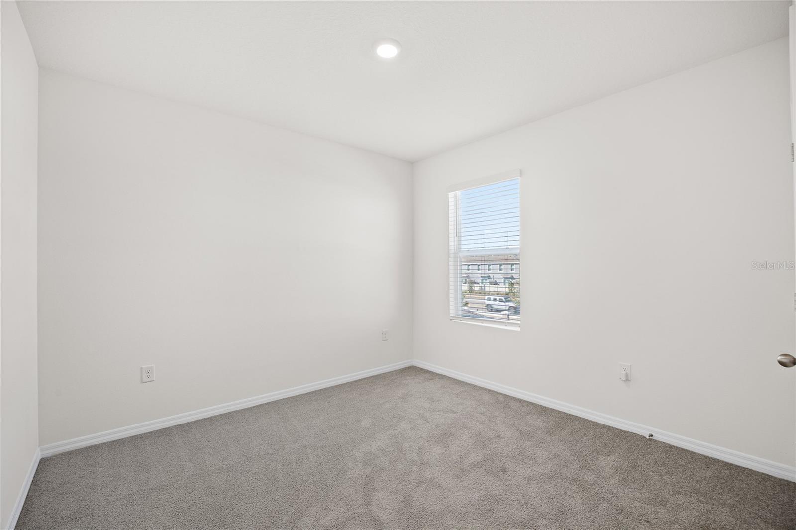 Image 26 of 52 For 9176 Forge Breeze Loop