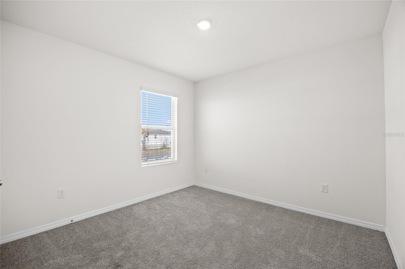 Image 30 of 52 For 9176 Forge Breeze Loop