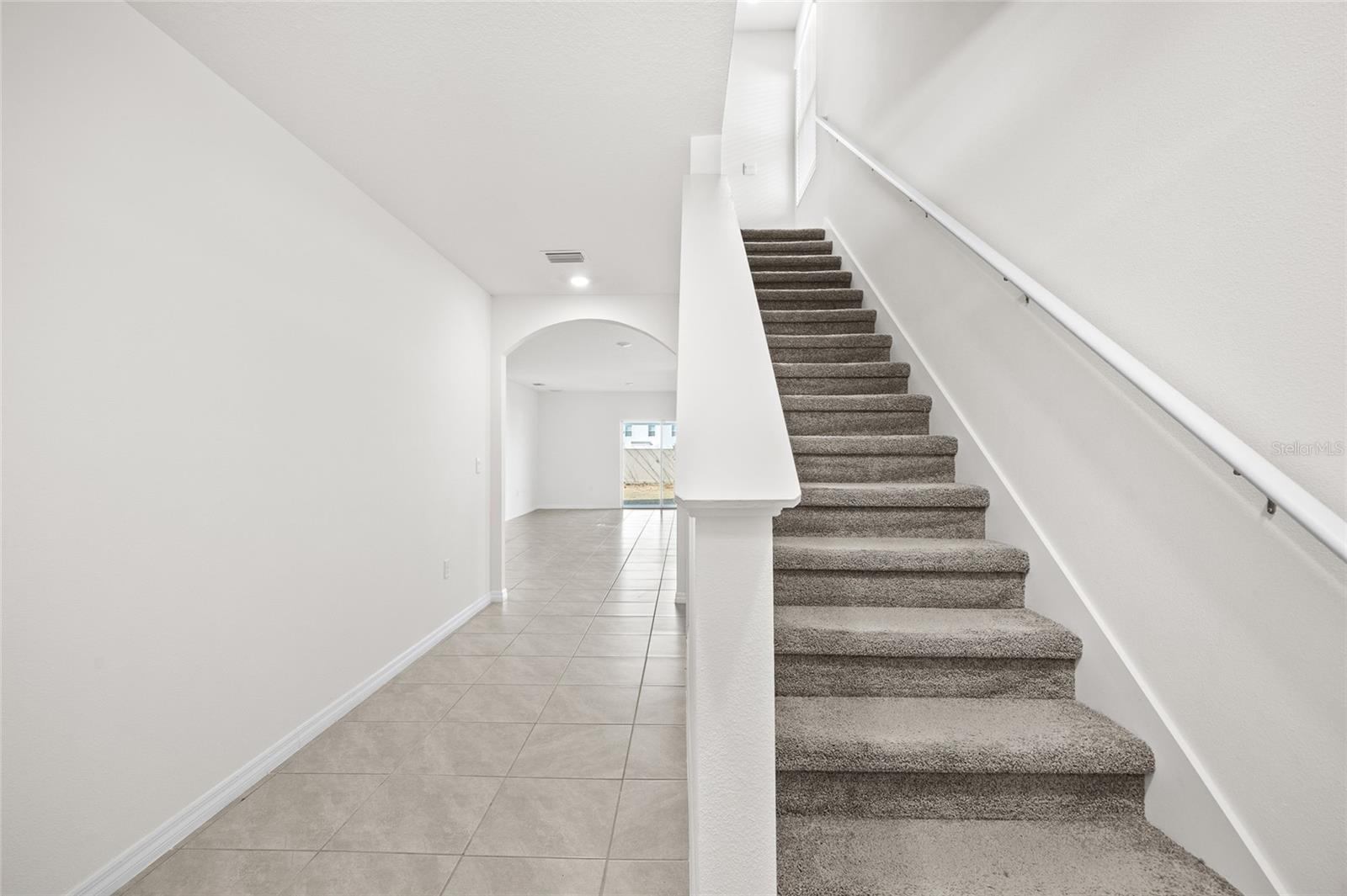 Image 8 of 52 For 9176 Forge Breeze Loop