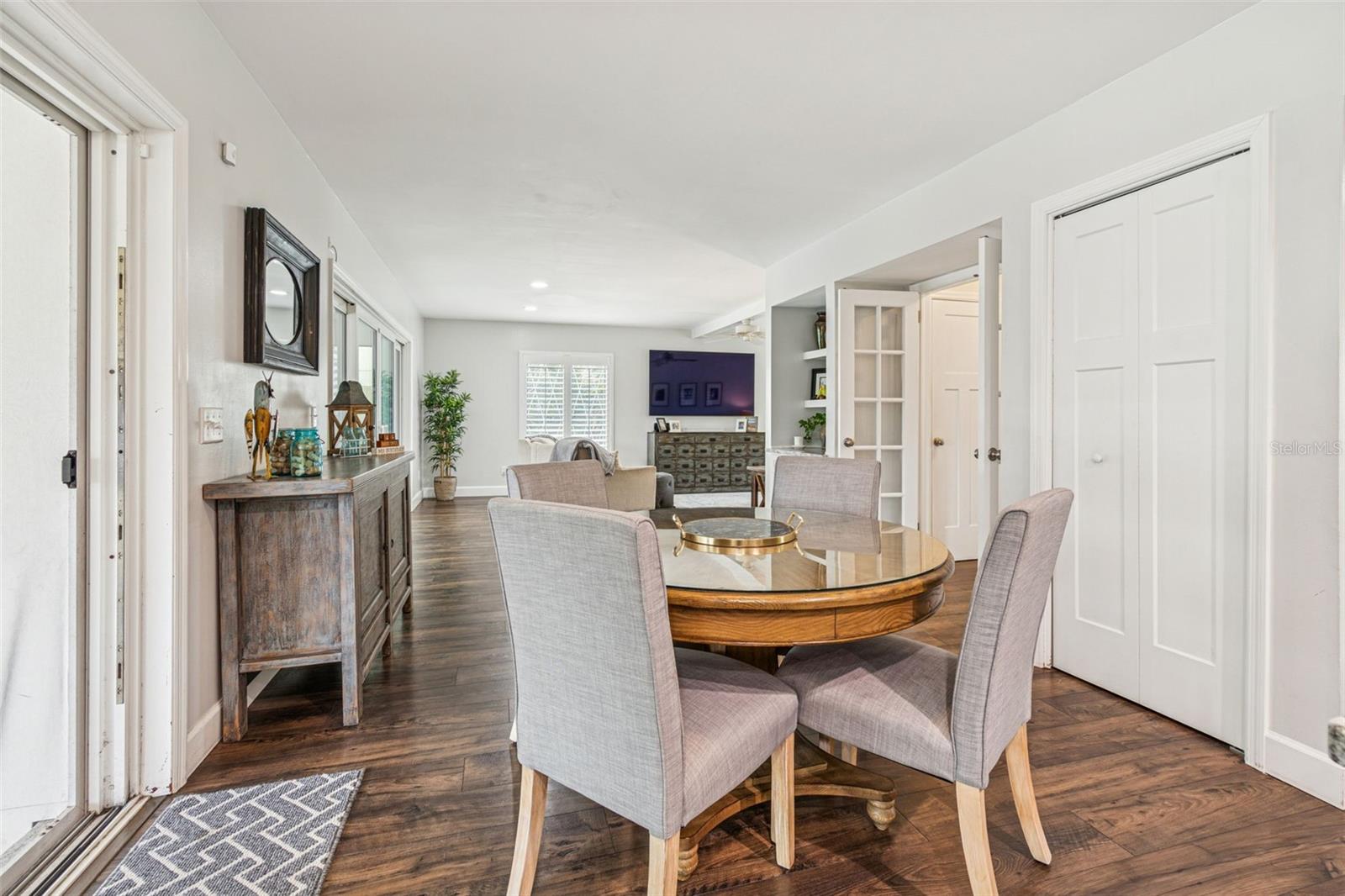 Image 14 of 71 For 11713 Phoenix Circle