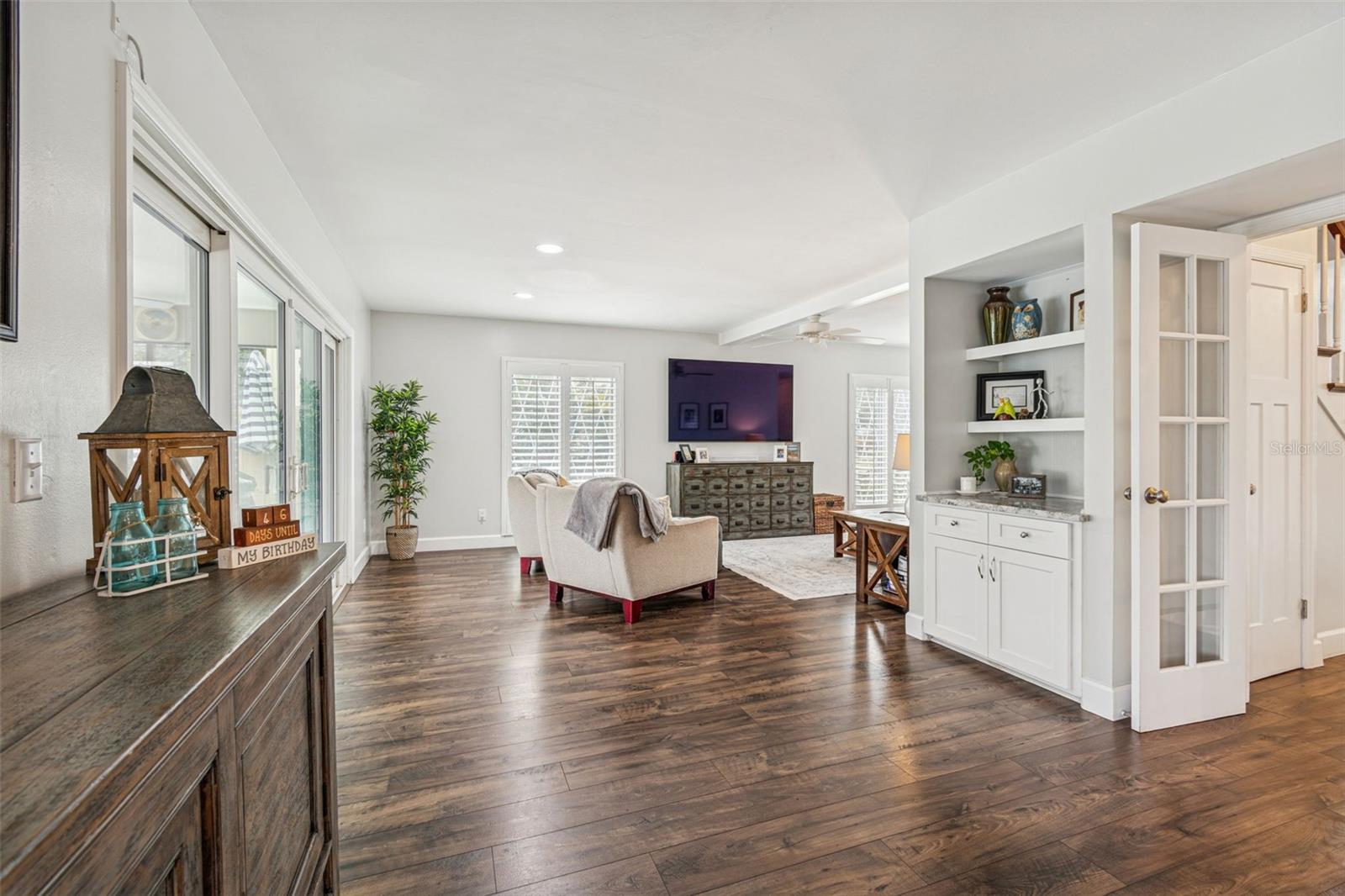 Image 16 of 71 For 11713 Phoenix Circle