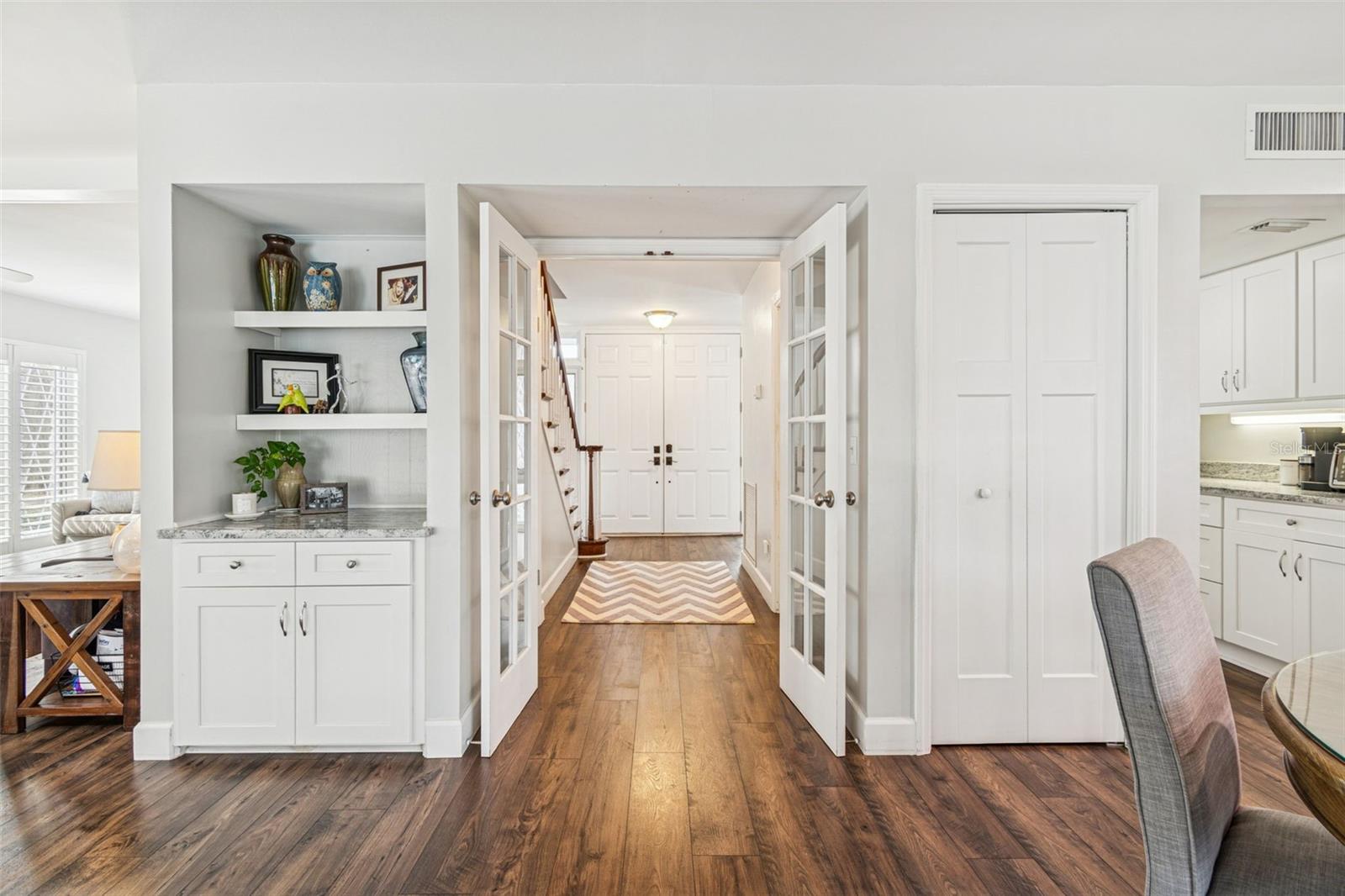 Image 17 of 71 For 11713 Phoenix Circle