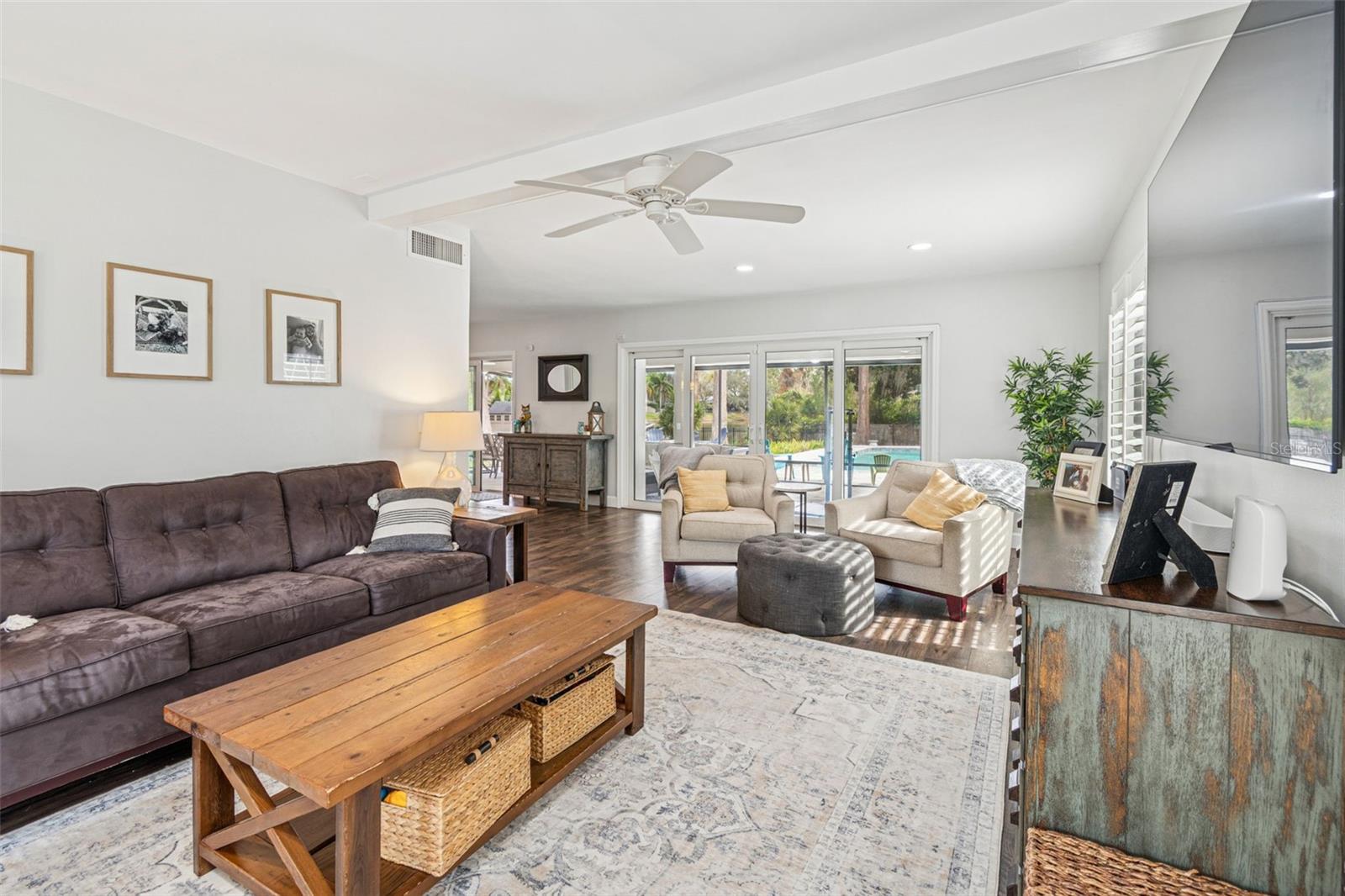 Image 20 of 71 For 11713 Phoenix Circle