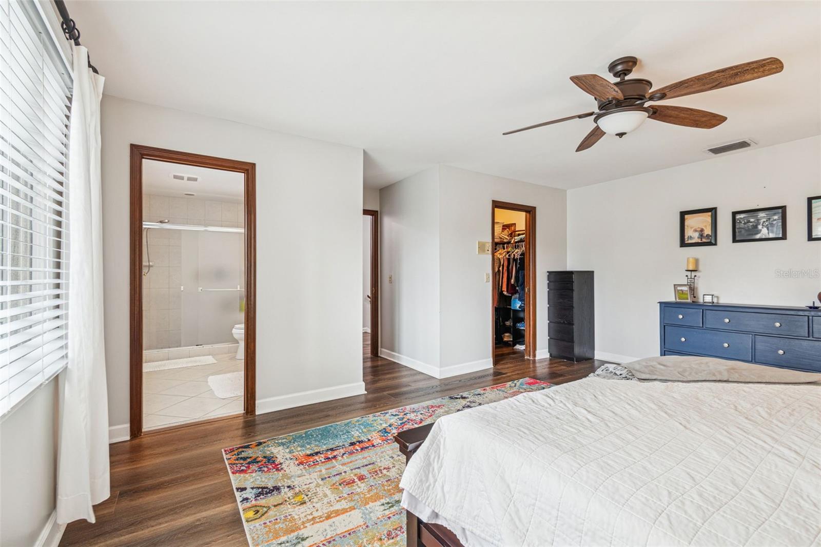 Image 34 of 71 For 11713 Phoenix Circle