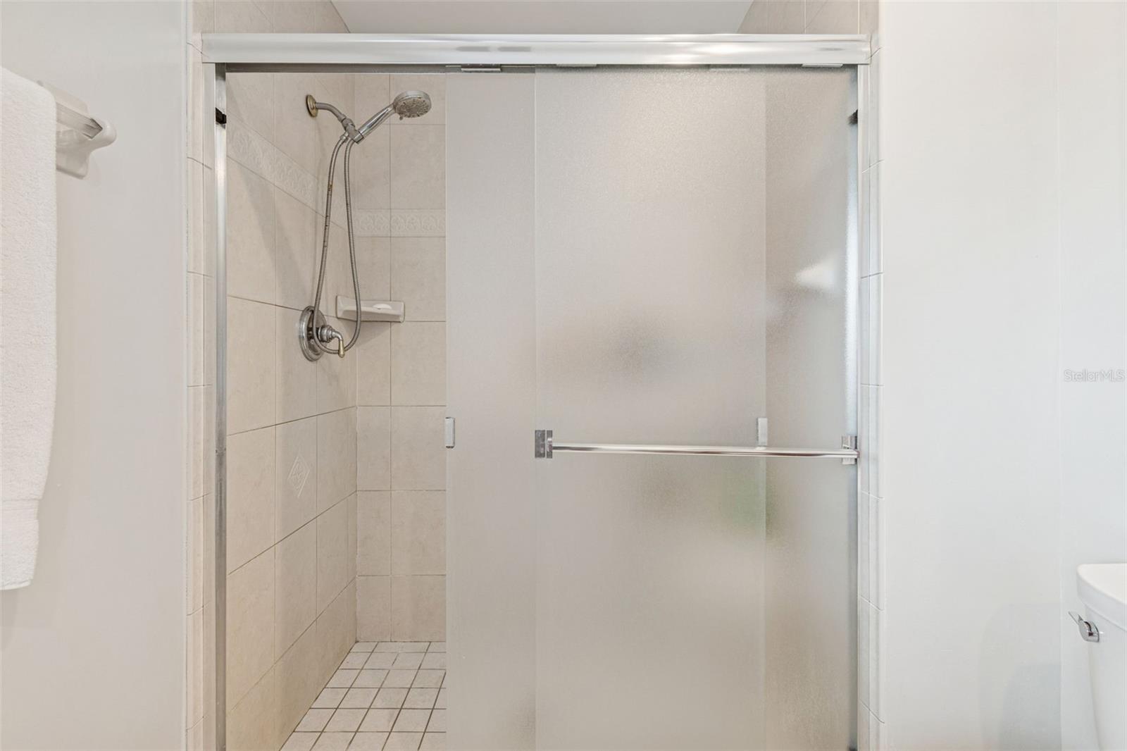 Image 37 of 71 For 11713 Phoenix Circle