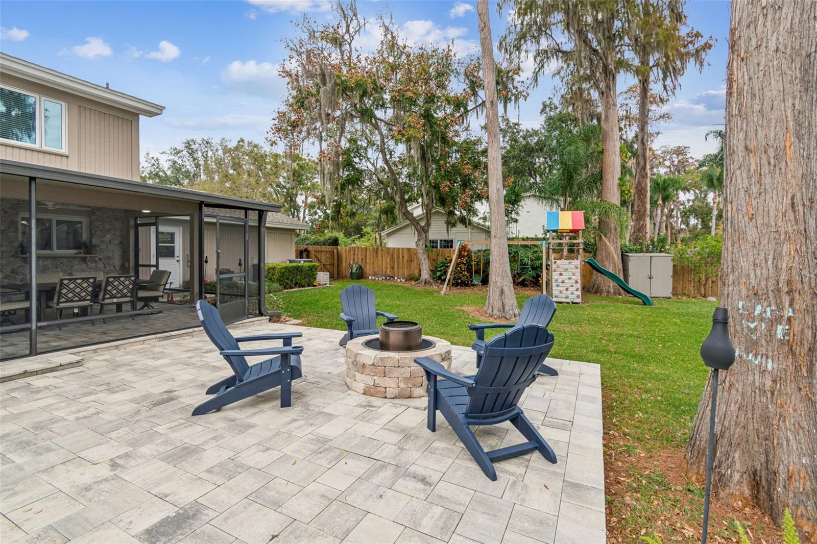 Image 56 of 71 For 11713 Phoenix Circle