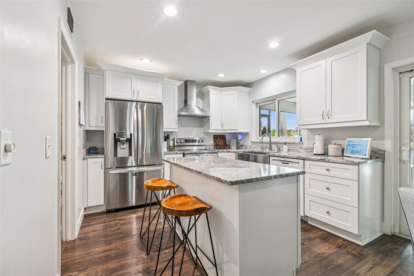 Image 8 of 71 For 11713 Phoenix Circle