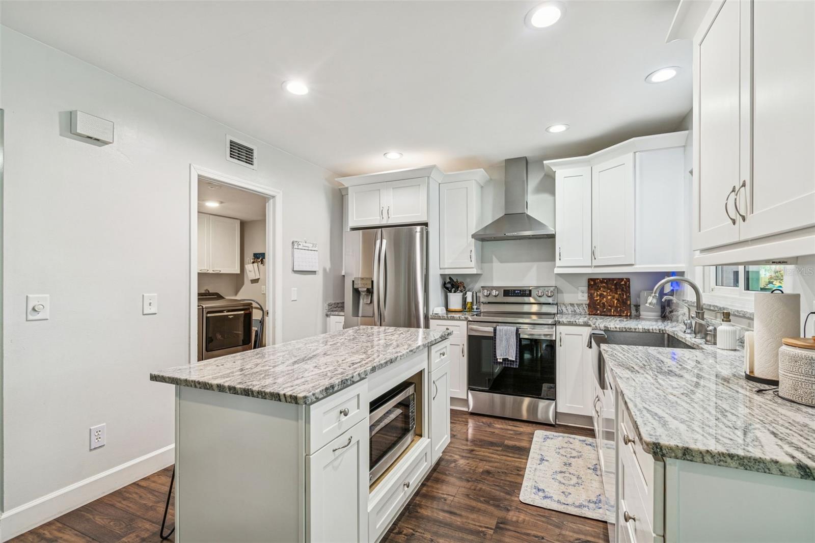 Image 9 of 71 For 11713 Phoenix Circle