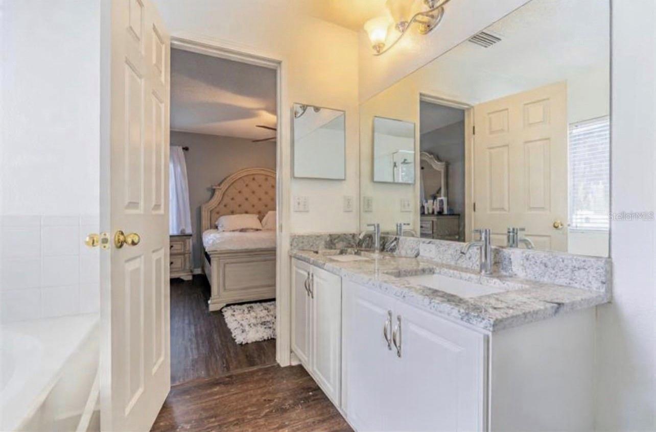 Image 13 of 28 For 10920 Subtle Trail Drive