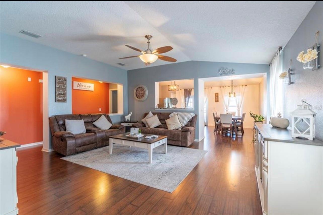 Image 5 of 28 For 10920 Subtle Trail Drive