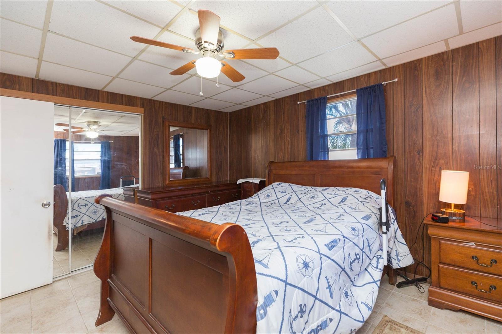 Image 25 of 48 For 4102 Fairview Heights