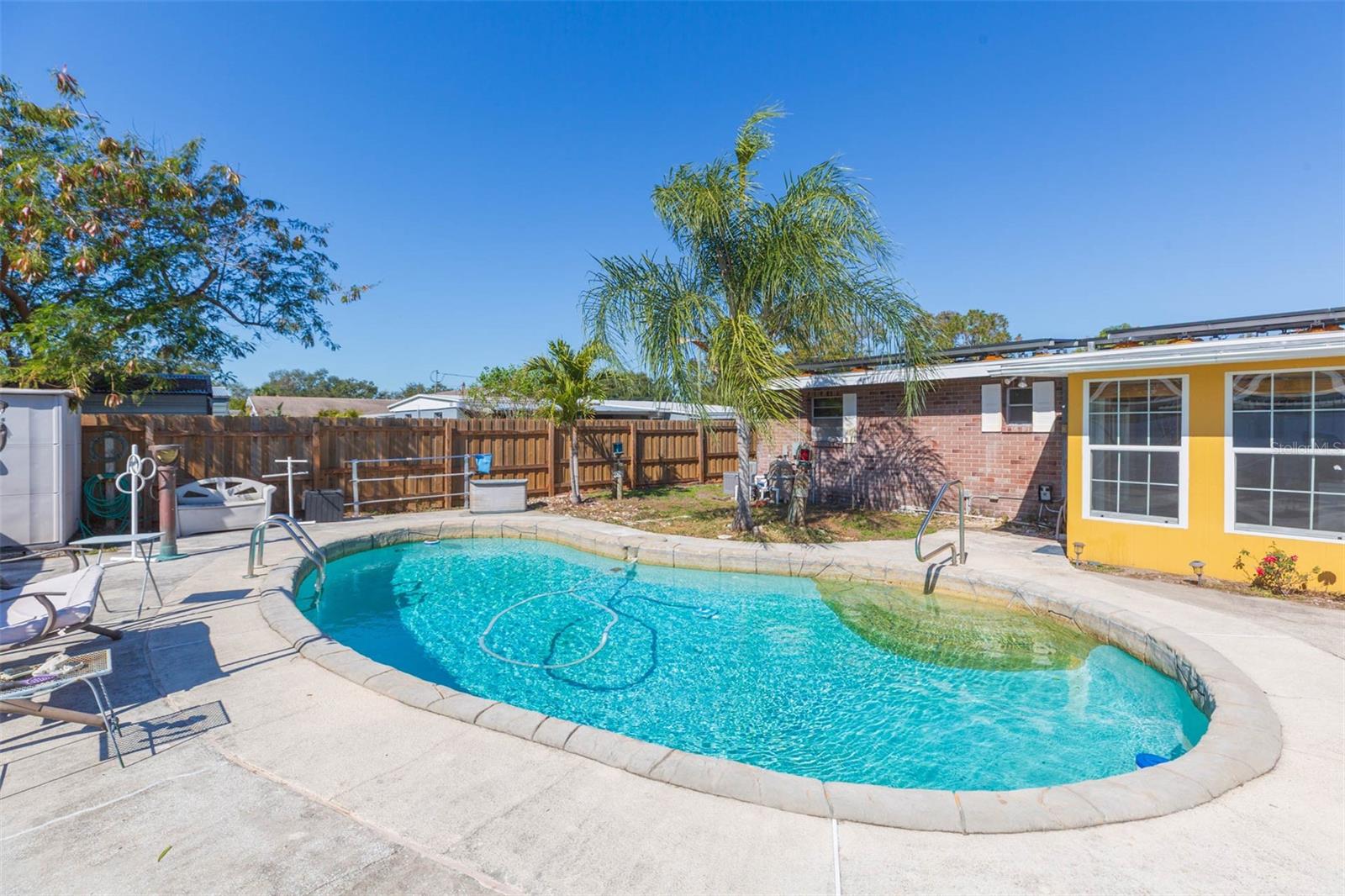 Image 32 of 48 For 4102 Fairview Heights