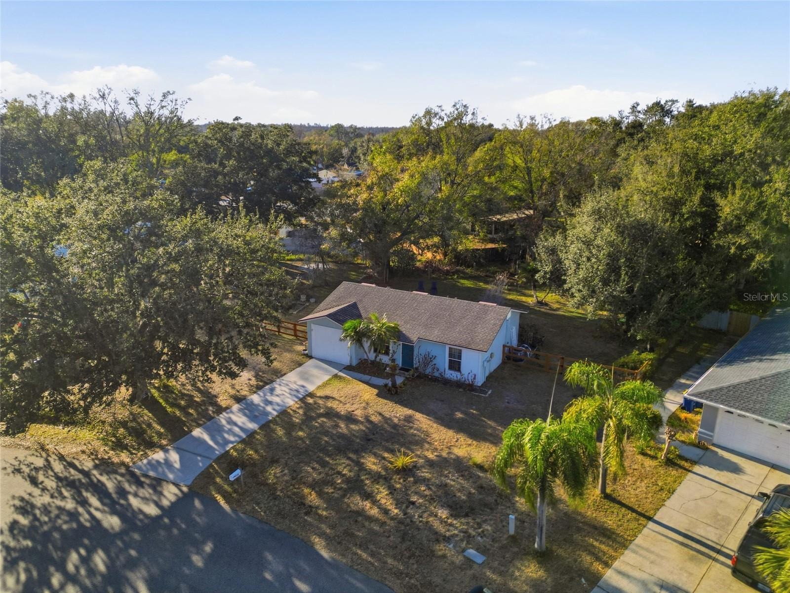 Image 17 of 19 For 2725 Glenview Drive