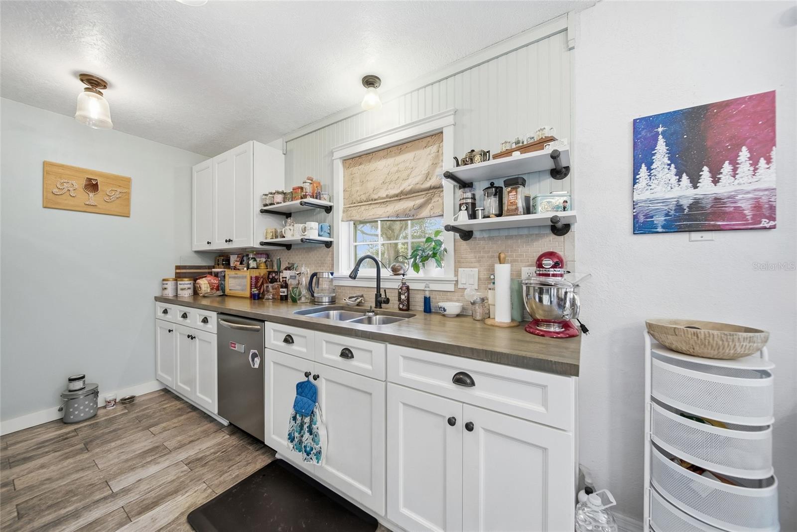 Image 9 of 19 For 2725 Glenview Drive