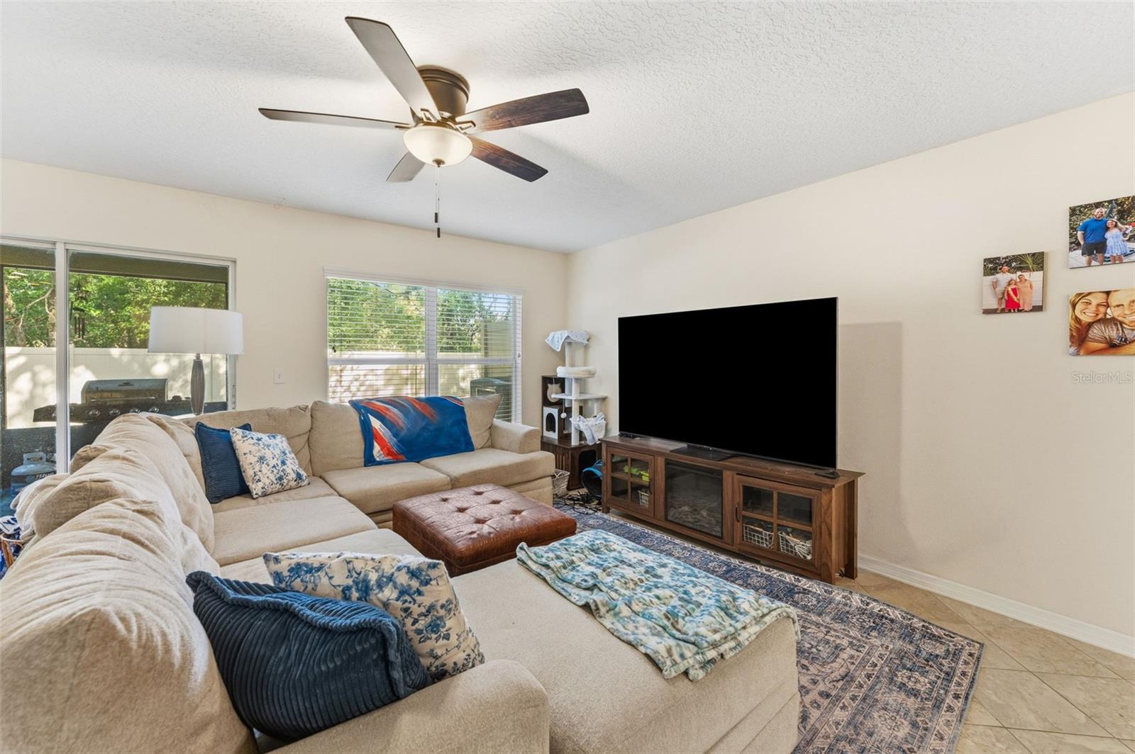 Image 14 of 41 For 11646 Mango Ridge Boulevard