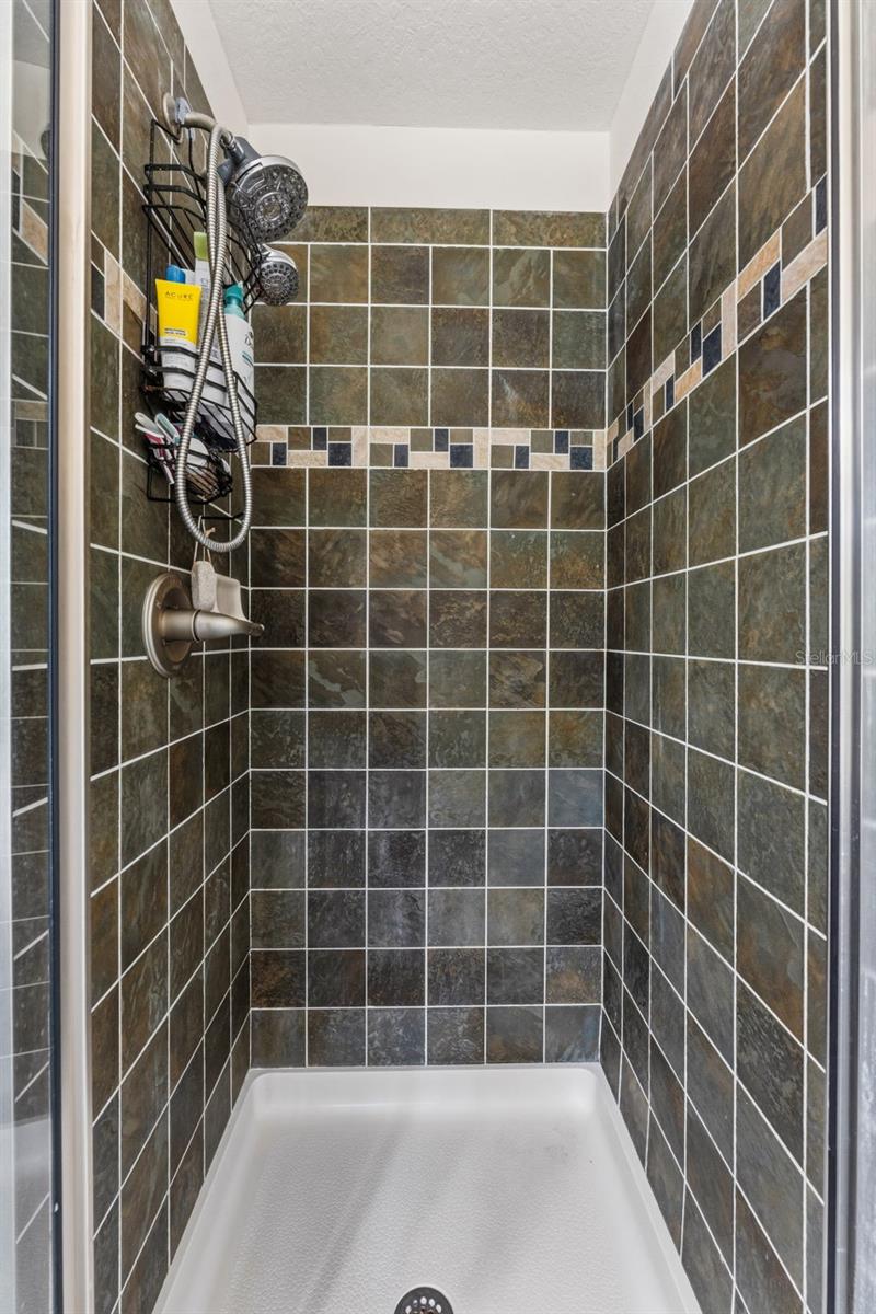 Image 22 of 41 For 11646 Mango Ridge Boulevard