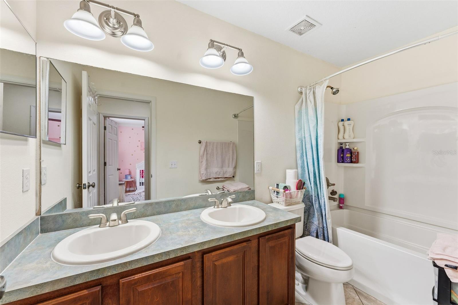 Image 30 of 41 For 11646 Mango Ridge Boulevard