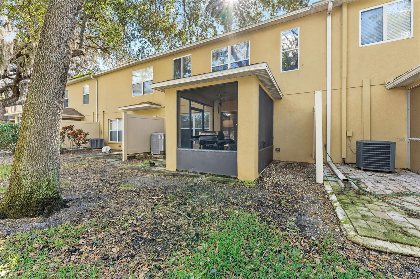 Image 36 of 41 For 11646 Mango Ridge Boulevard